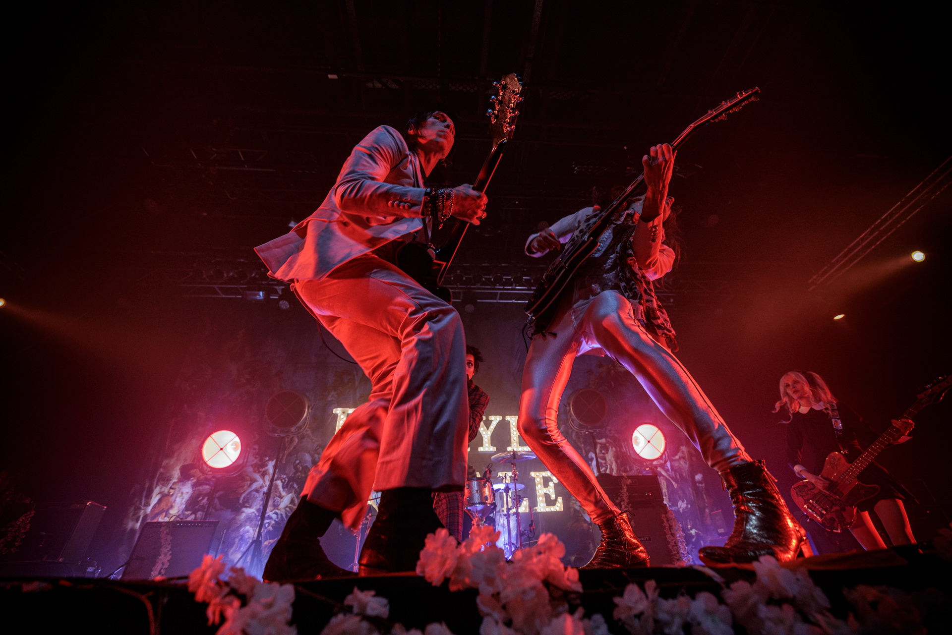 Palaye Royale - Warszawski koncert zespołu braci Kropp w Progresji. Art rock, rock and roll, glam rock, garage rock, indie rock, WiniaryBookings, fot. Andrzej Wasilkiewicz/Reporter