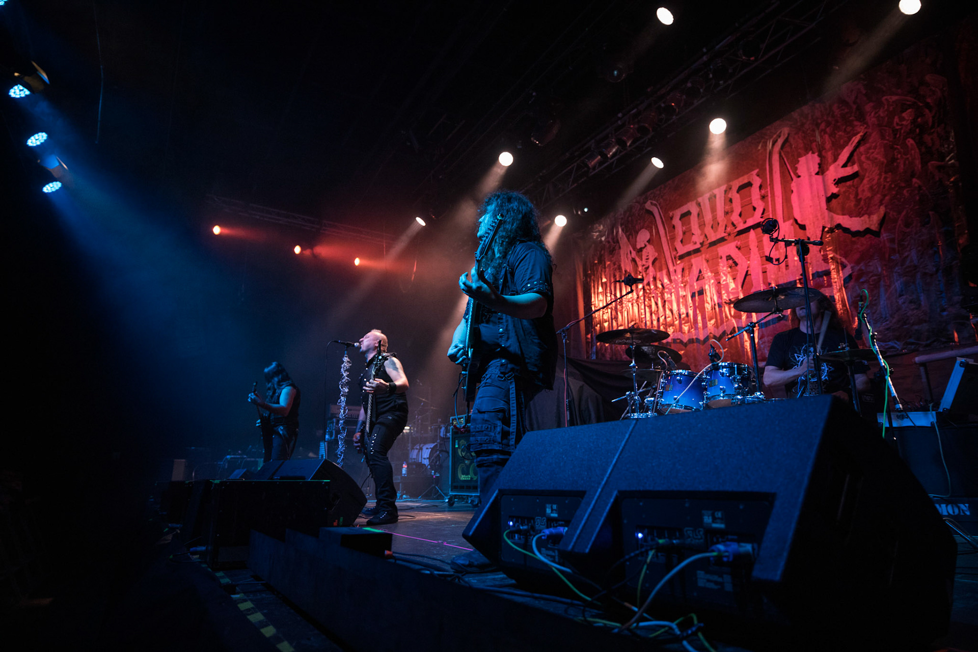 Legendy Metalu QUO VADIS - Thrash Metal - koncert Legendy Metalu w warszawskiej Progresji,
Tomasz "Skaya" Skuza - bass/vocal
Ian "Źdźbło" Bemolator- guitar
Mateusz "Matek" Lazar - guitar
Szymon "Sajmon" Synówka - drums
fot. Andrzej kaziq Wasilkiewicz