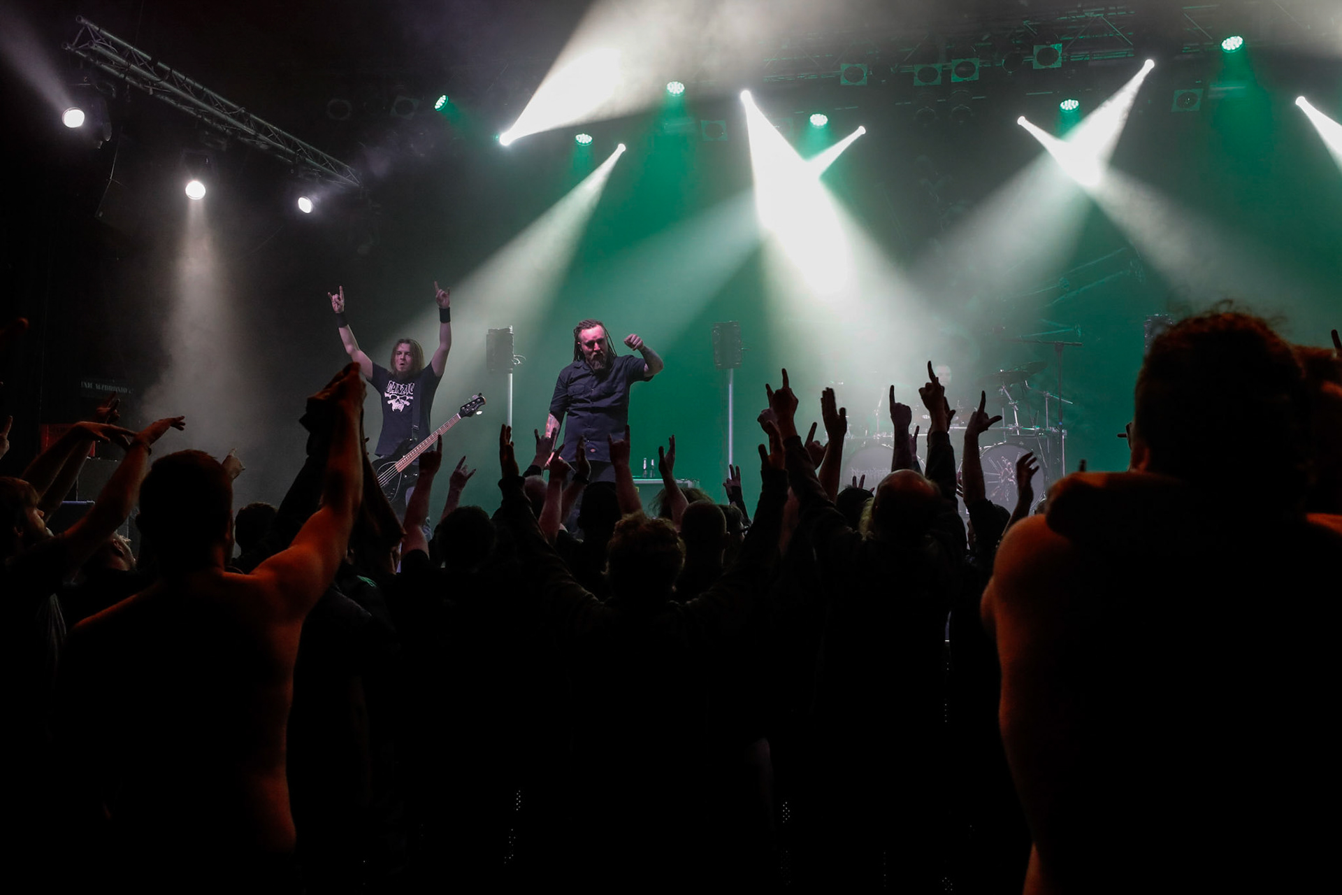 30.11.2018 Knock Out Tour 2018 - Warszawa Progresja - DECAPITATED - techniczny death metal, groove metal,

Wacław „Vogg” Kiełtyka gitara,
Rafał "Rasta" Piotrowski wokal, 
Michał "Młody" Łysejko perkusja,
Hubert Więcek gitara basowa, fot. Andrzej Wasilkiewicz/Reporter