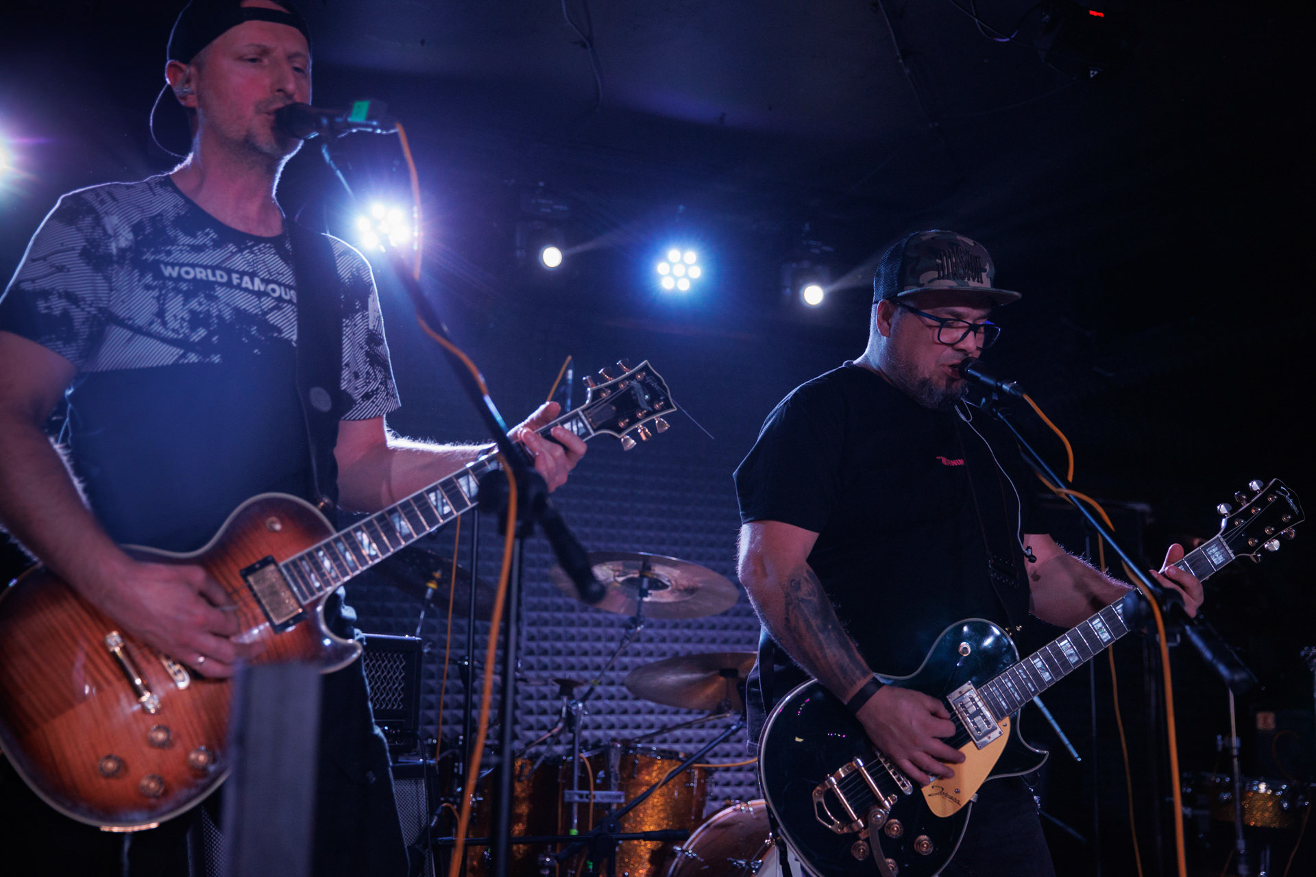 12.11.2021 koncert Holyguns Warszawa klub Remontsupport Lipali. Polski rock.fot. Andrzej Wasilkiewicz/REPORTER