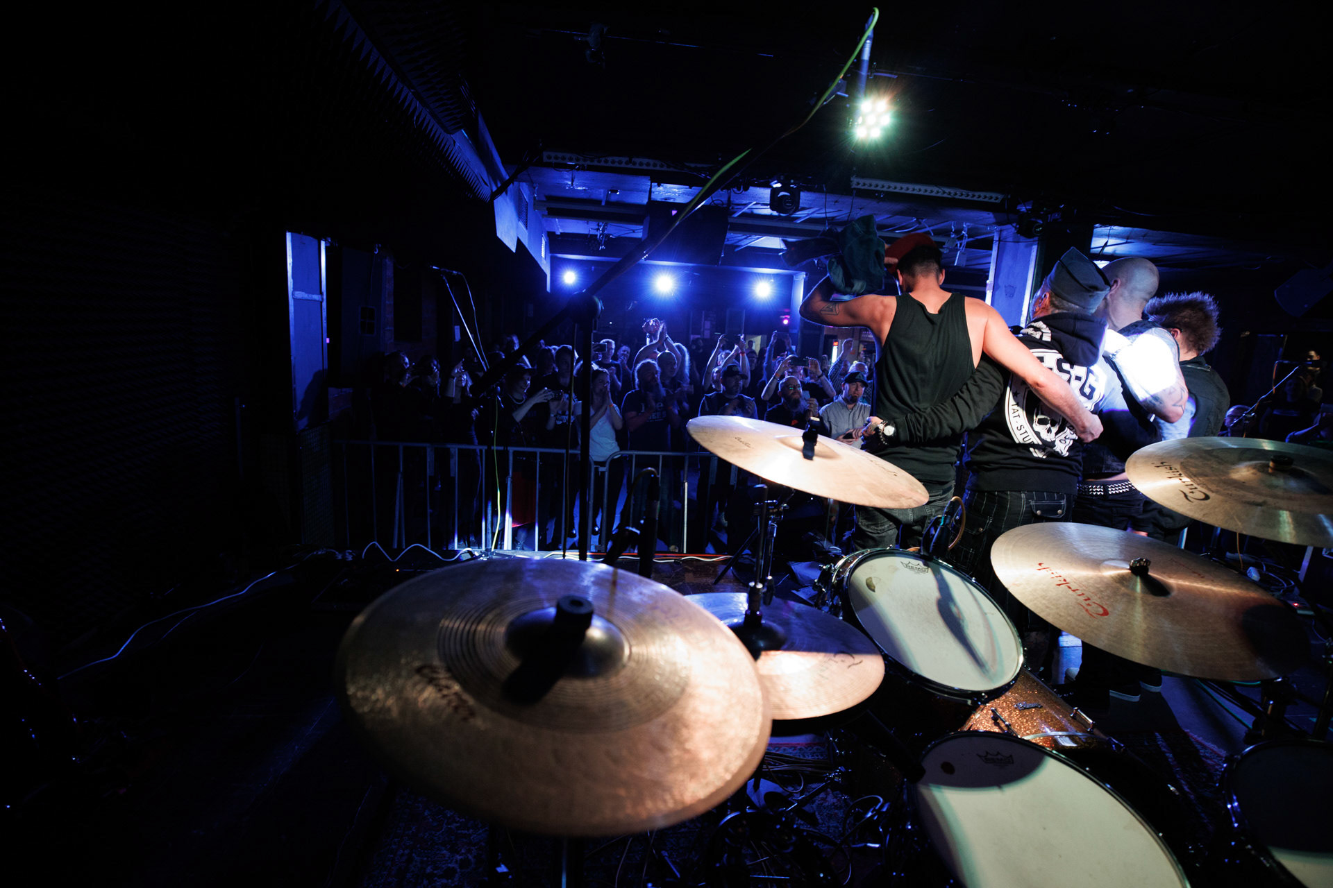 12.11.2021 Lipali - koncert Warszawa klub Remont.Najnowszy album „MOSTY, RZEKI, LUDZIE”.Tomasz Lipa Lipnicki - wokal, gitara,Roman Bereznicki - gitara, klawisze, wokal,Lukasz Gajowy Gajowniczek - bass,Lukasz Luk Jeleniewski - perkusja, Rock, rock progresywny, rock alternatywny, polski rock.fot. Andrzej kaziq Wasilkiewicz/Reporter