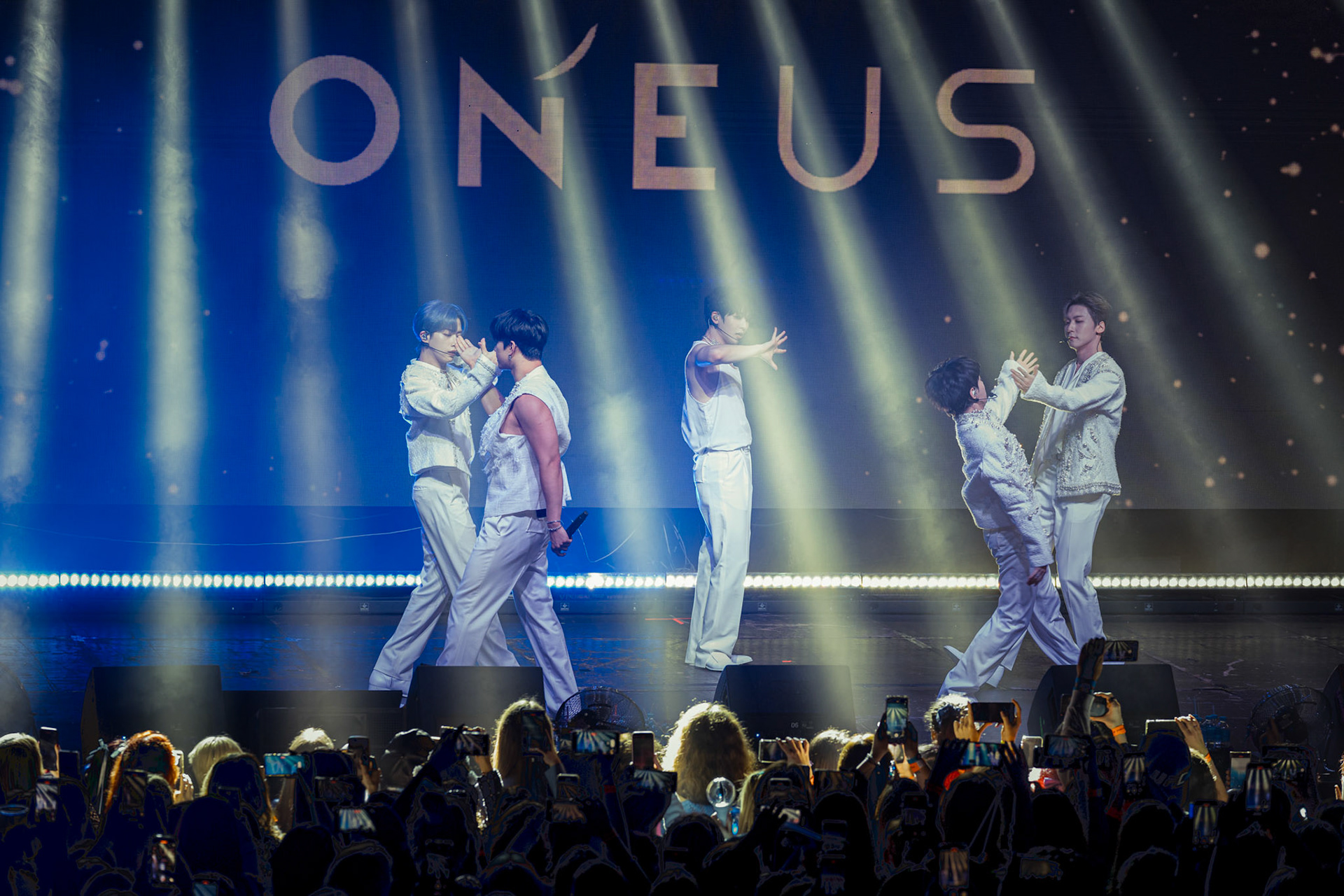 4.11.2023 Wschodzace gwiazdy K-popu - poludniowokoreanski boysband Oneus na jedynym koncercie w Polsce, w warszawskim klubie Progresja!"La Dolce Vita" Tour 2023. fot. Andrzej Wasilkiewicz/Reporter