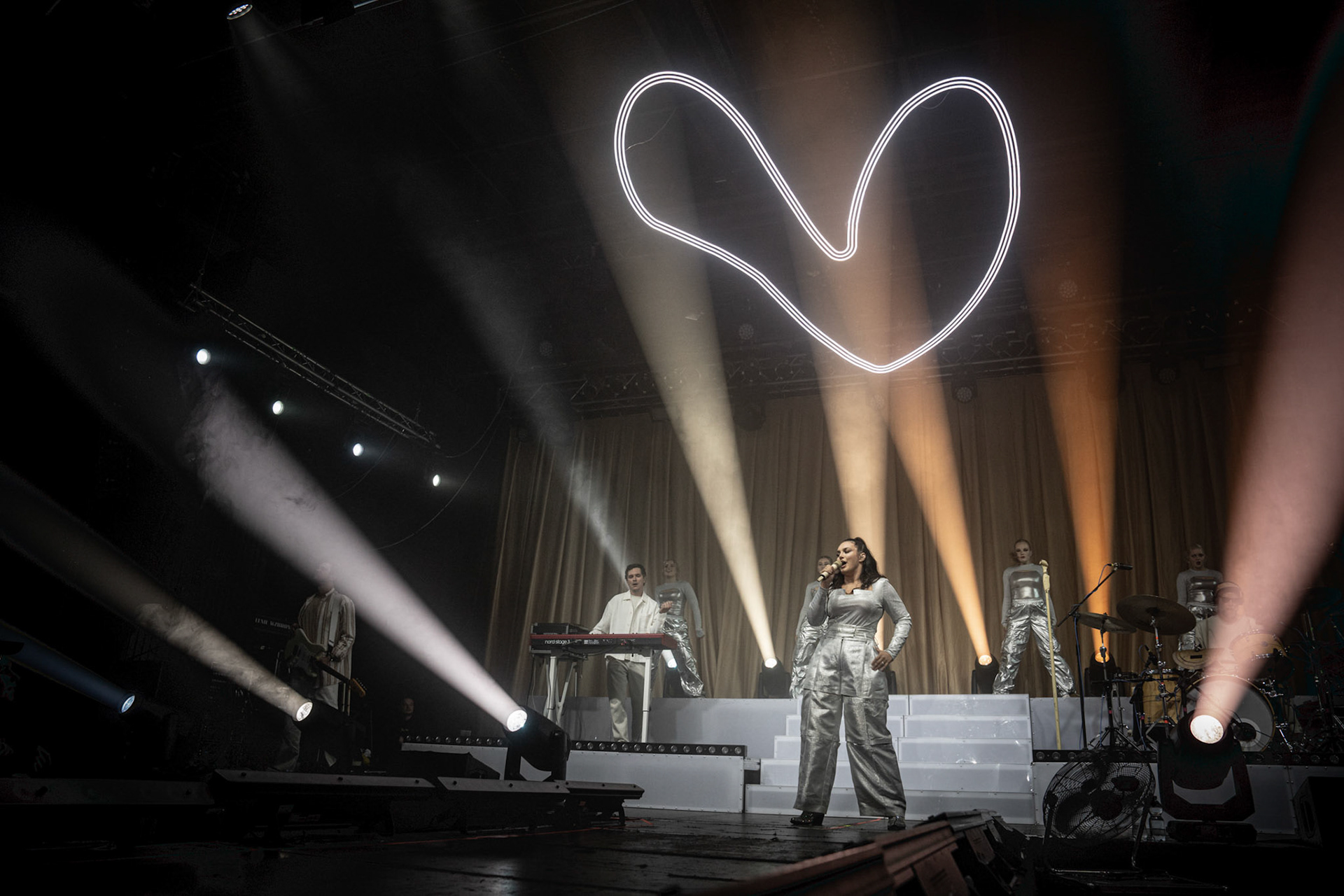 28.10.2023 Ewa Farna specjalny koncert urodzinowy Warszawa, Klubie PROGRESJA, fot. Andrzej Wasilkiewicz/Reporter