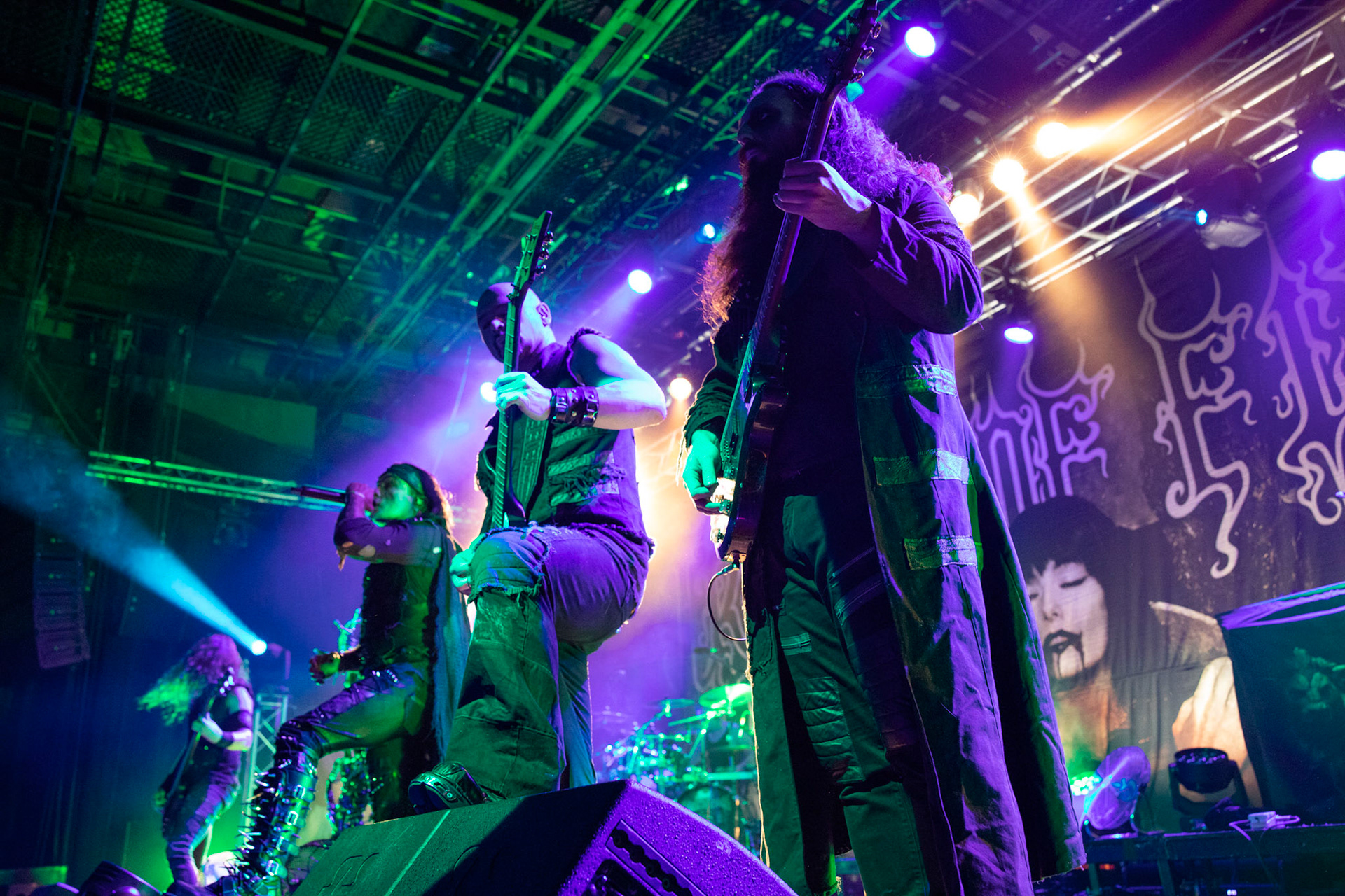 CRADLE OF FILTH - UK. black metal, metal symfoniczny, metal gotycki,
Dani Filth - Vocals,
Martin Skaroupka - Drums, Keyboards and Orchestrations,
Daniel Firth - Bass,
Richard Shaw - Guitar,  
Ashok - Guitar,  
Lindsay Schoolcraft - Narrative vocals,
Nuclear Blast Records
Knockoutprod
fot. Andrzej kaziq Wasilkiewicz/Reporter