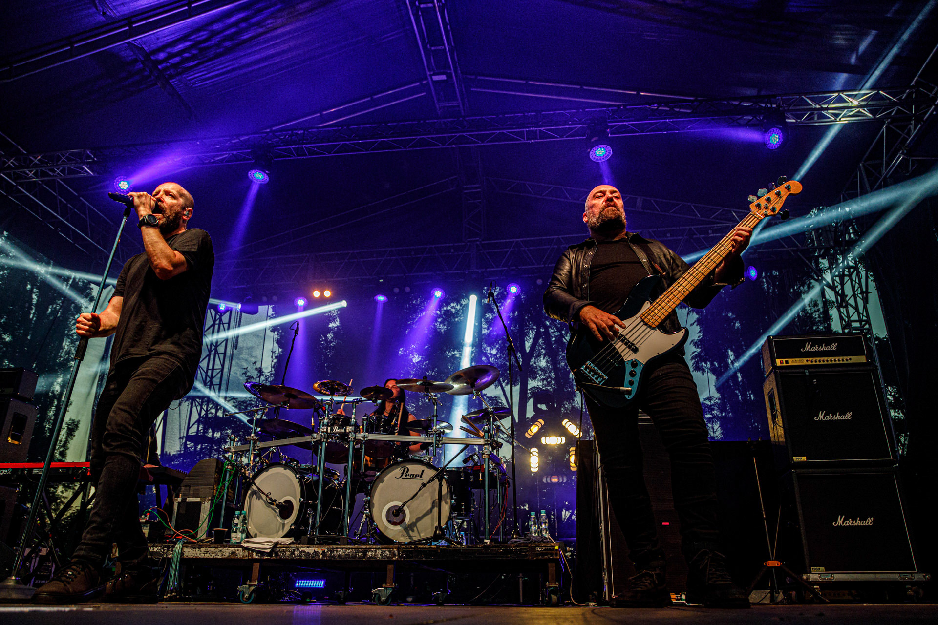 22.07.2022 Paradise Lost - warszawski koncert na letniej scenie klubu Progresja.Knock Out Production, Nuclear Blast, n/z Nick Holmes – wokal,n/z Gregor Mackintosh – gitara prowadząca,n/z Aaron Aedy – gitara rytmiczna,n/z Steve Edmondson – gitara basowa,n/z Waltteri Vayrynen – perkusja,Produkcja Knock Out Productions,Fot. Andrzej Wasilkiewicz/Reporter