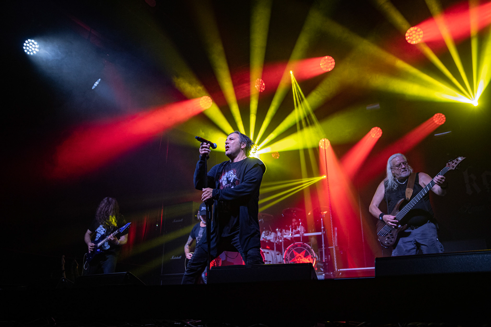 12.09.2021 - KAT i Roman Kostrzewski - koncert "Do zobaczenia w piekle" Wroclaw, Centrum Koncertowe A2.  Adrian „Fred” Frelich (Dragon) - wokal, fot. Andrzej kaziq Wasilkiewicz