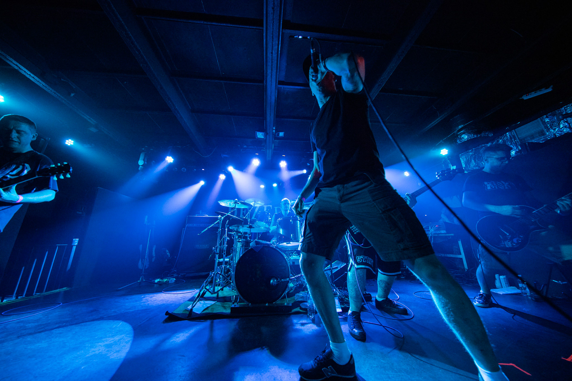 8.12.2018r 1125 koncert Proxima, Rafał „Wróbel” Wróblewski – wokal
Krzysztof „Sokół” Sokołowski – perkusja
Dawid Gappa – gitara basowa
Szymon „Laluś” Wolny – gitara elektryczna
Adam „Ady” Wacyk – gitara elektryczna fot. Andrzej Wasilkiewicz/Reporter