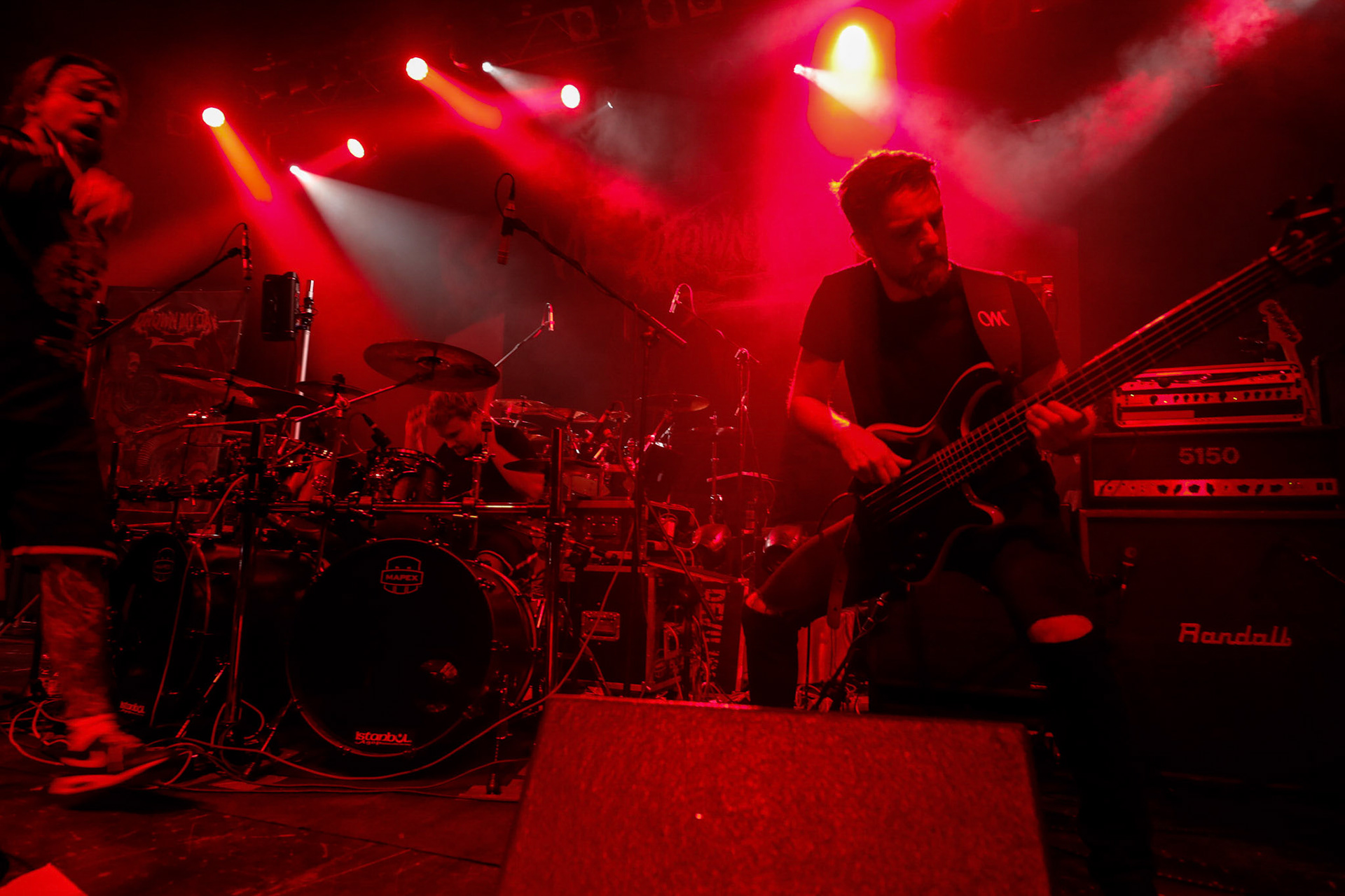 30.11.2018 Knock Out Tour 2018 - Warszawa Progresja - DROWN MY DAY deathcore, metalcore, death metal, 

Maciek "Groov" Korczak wokal, 
Arkadiusz Antosz gitara basowa, 
Sergiusz Smolnicki gitara, 
Sławomir Wojtas gitara, 
Kuba Homik perkusja, fot. Andrzej Wasilkiewicz/Reporter