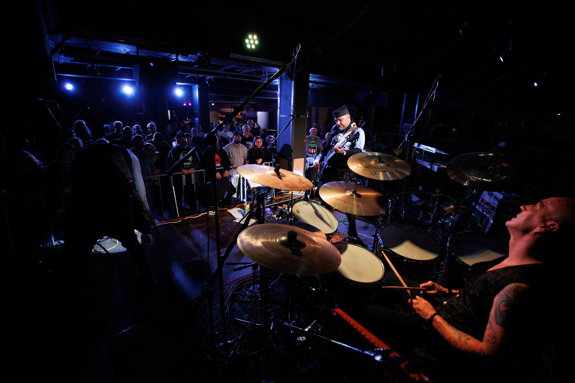 12.11.2021 Lipali - koncert Warszawa klub Remont.Najnowszy album „MOSTY, RZEKI, LUDZIE”.Lukasz Luk Jeleniewski - perkusja, Rock, rock progresywny, rock alternatywny, polski rock.fot. Andrzej kaziq Wasilkiewicz/Reporter