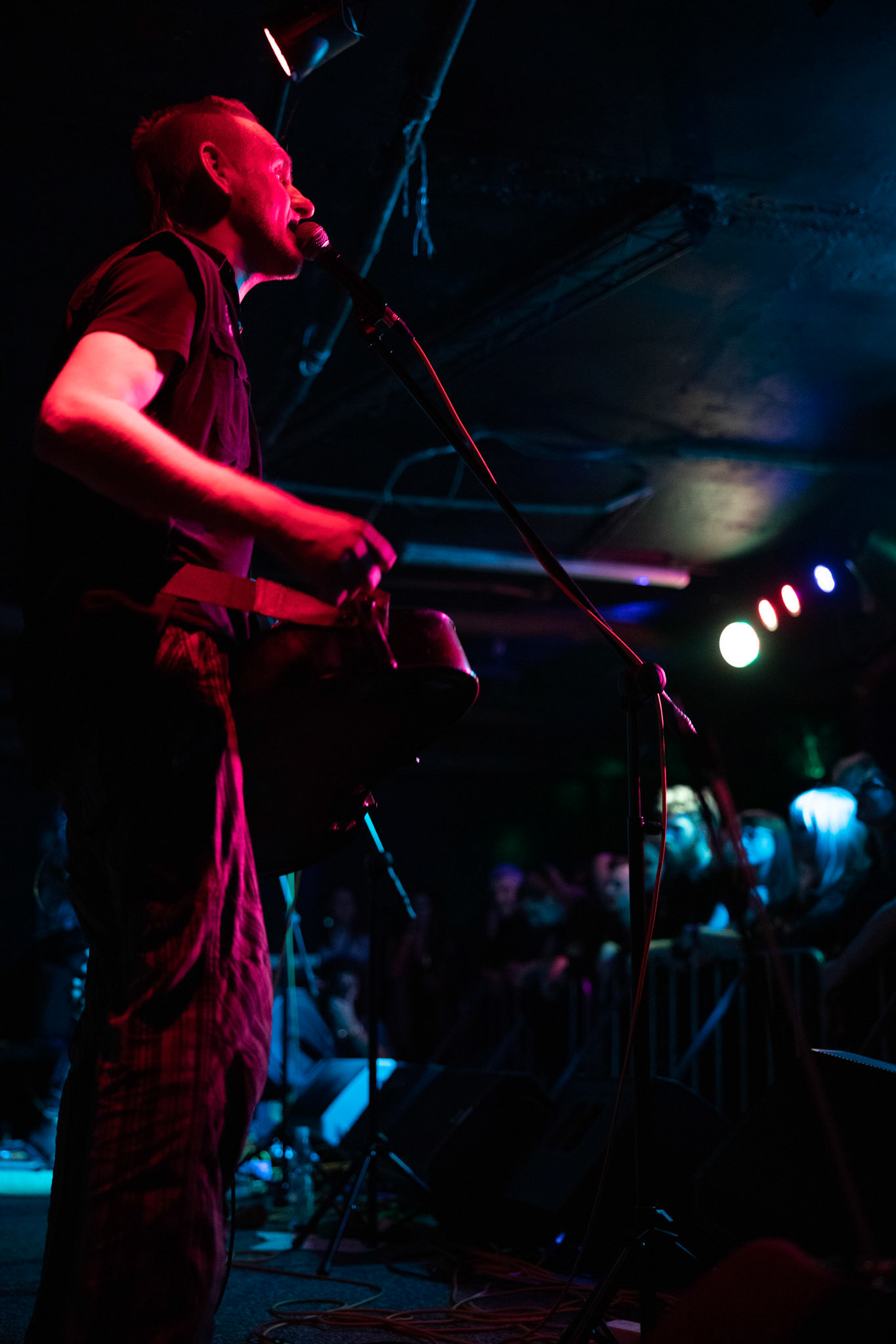 Żywiołak - biometal, folk, ethno sound,
Robert Jaworski - fidel renesansowa, wokal, lira korbowa,
Kamil Strzyżewski - gitara basowa, lutnia,
Wiktoria Kwiatkowska - śpiew, 
Zuza Ciszewska - śpiew, skrzypce,
Michał Lange - perkusja,
Szyszka Leśna - skrzypce ,wokal wspomagający,
Warszawa, klub Potok Drugi Dom Ludzi Rocka,
fot. Andrzej kaziq Wasilkiewicz