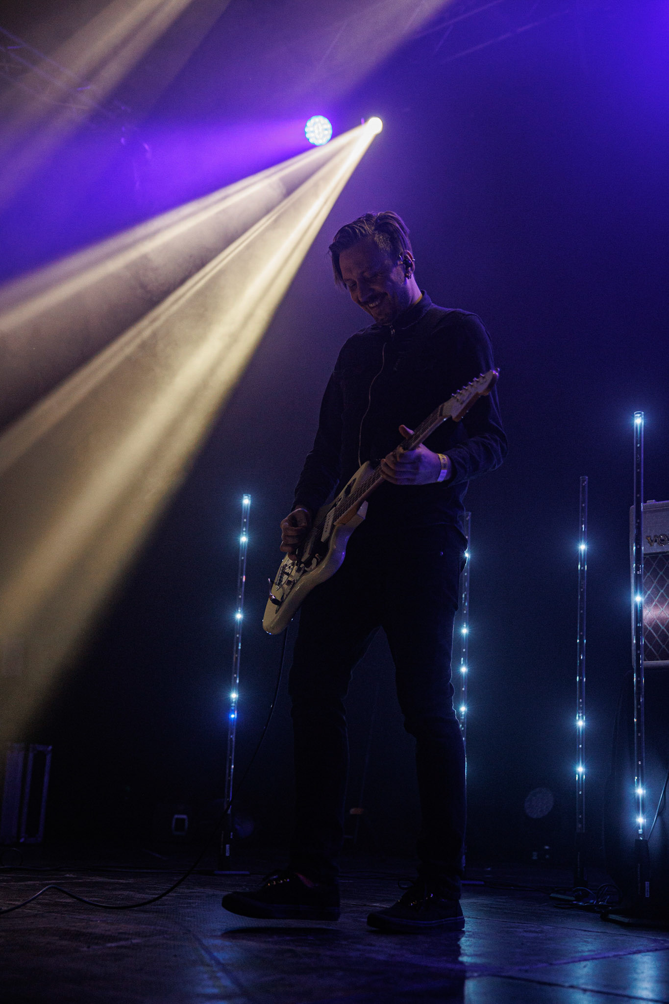 27.11.2021 TIDES FROM NEBULA koncert, Warszawa klub Progresja,Knock Out Productions, Mystic Production,Post-rock, muzyka alternatywna, progresywny rock.n/z Maciej Karbowski – gitara, instrumenty klawiszowen/z Przemek Weglowski – gitara basowan/z Tomasz Stolowski – perkusjaFot. Andrzej Wasilkiewicz/Reporter