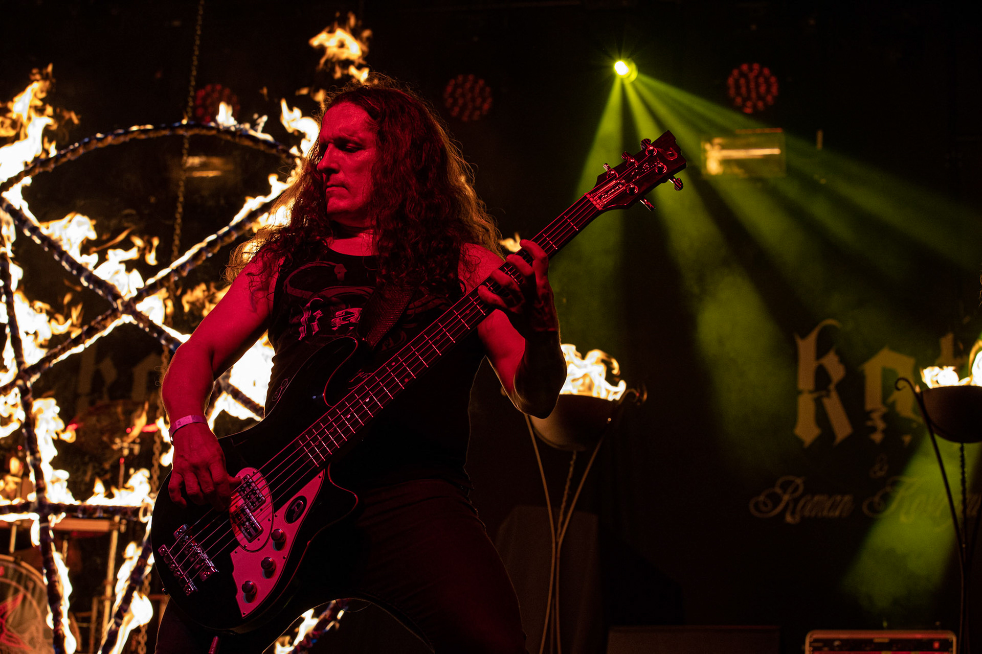 12.09.2021 - KAT i Roman Kostrzewski - koncert "Do zobaczenia w piekle" Wroclaw, Centrum Koncertowe A2.  Michal Laksa – bas,fot. Andrzej kaziq Wasilkiewicz