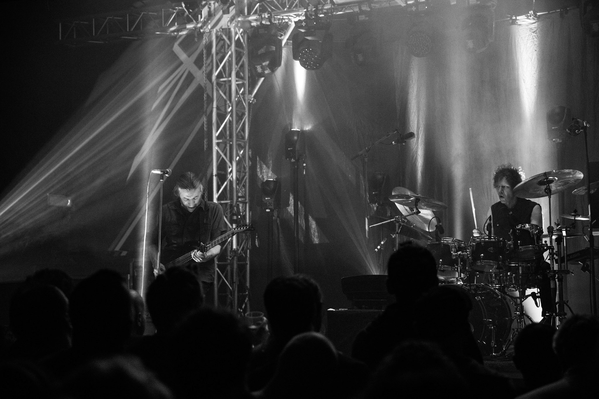 2.04.2019 THE YOUNG GODS (Szwajcaria) industrial, alternatywny rock, noise, ambient
Franz Treichler / Franz Muse, vocals, sampler, computer, guitars.
Cesare Pizzi sampler, computer.
Bernard Trontin drums, electronics.
Klub Kwadrat,
Knock Out Productions.