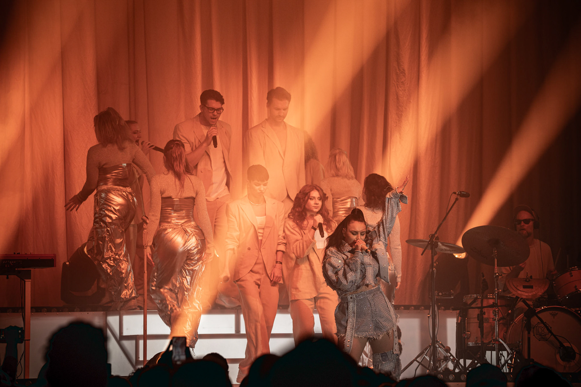 28.10.2023 Ewa Farna specjalny koncert urodzinowy Warszawa, Klubie PROGRESJA, fot. Andrzej Wasilkiewicz/Reporter