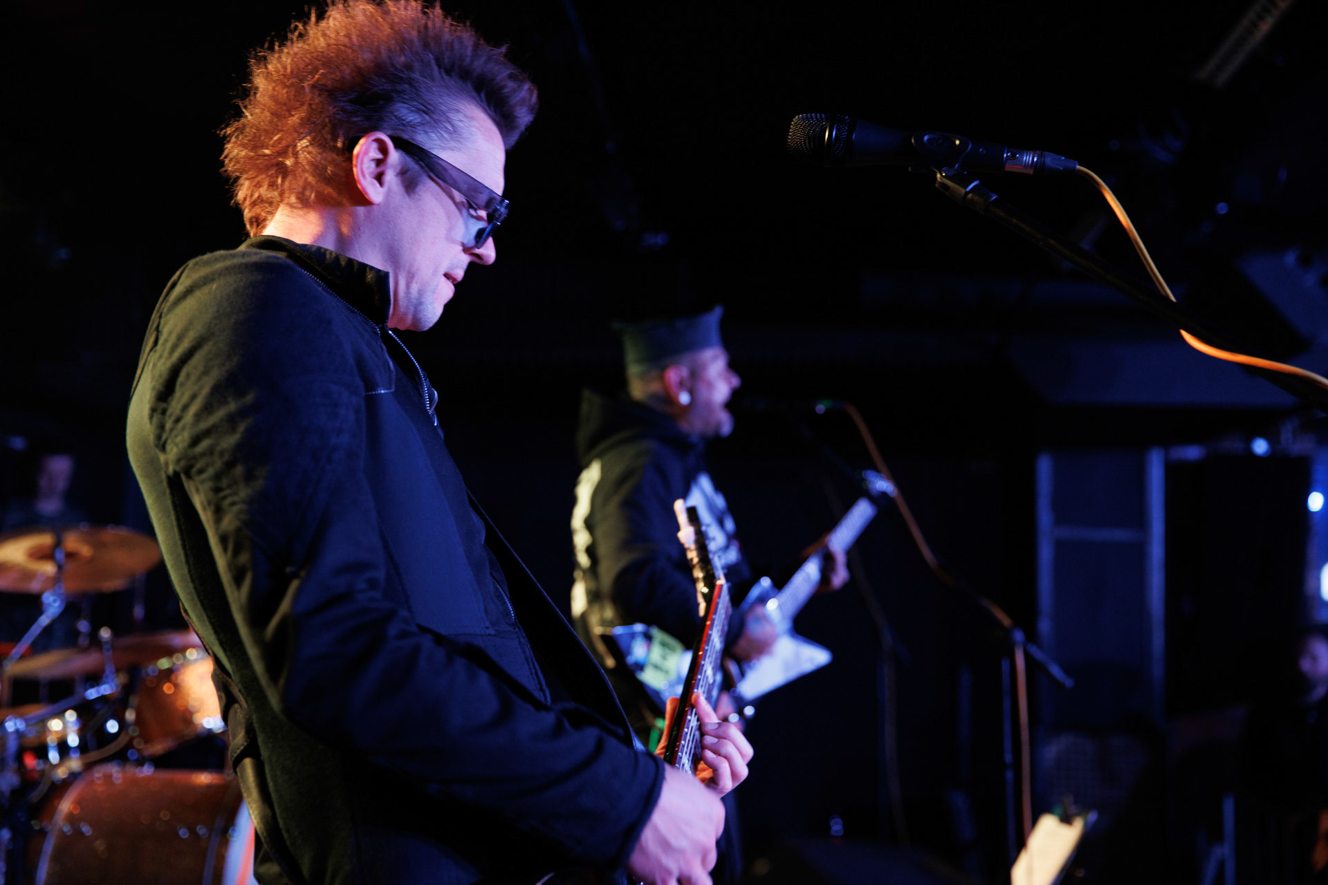 12.11.2021 Lipali - koncert Warszawa klub Remont.Najnowszy album „MOSTY, RZEKI, LUDZIE”.Tomasz Lipa Lipnicki - wokal, gitara,Roman Bereznicki - gitara, klawisze, wokal,Rock, rock progresywny, rock alternatywny, polski rock.fot. Andrzej kaziq Wasilkiewicz/Reporter