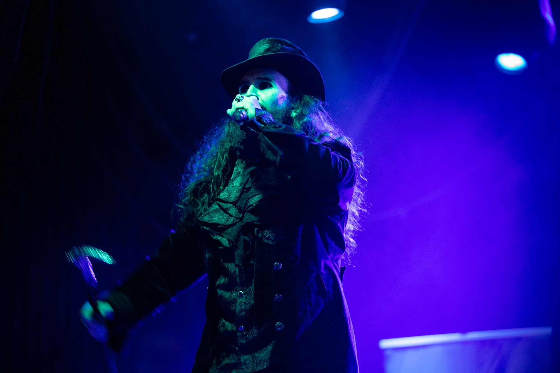 25.11.2019 Warszawa Klub Progresja Europejska Trasa Moonspell z Rotting Christ 2019
koncert support SILVER DUST
N/z LORD CAMPBELL wokal, gitara
N/z TINY PISTOL gitara
N/z KURGHAN gitara bassowa
N/z MAGMA perkusja
fot. Andrzej Wasilkiewicz/REPORTER