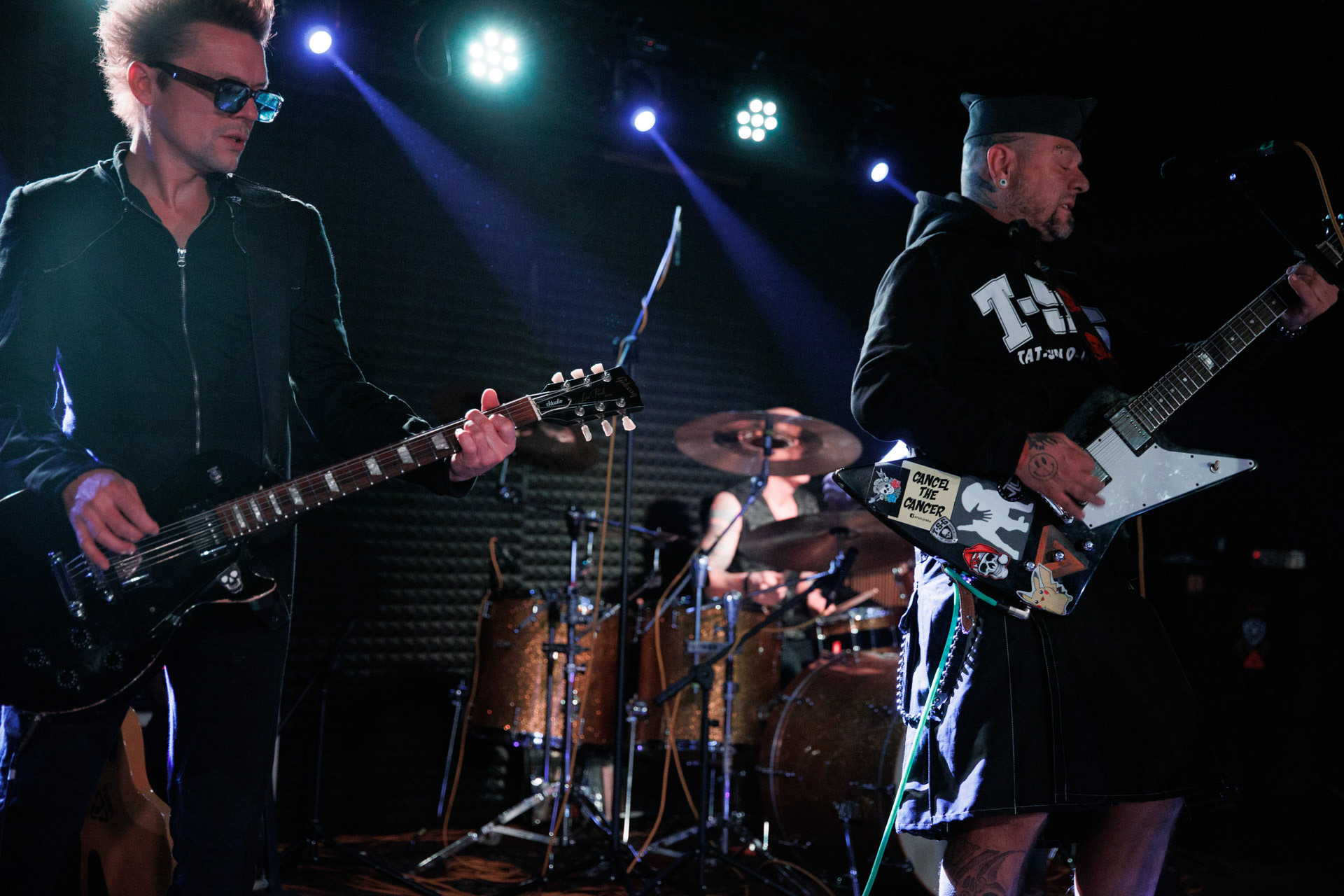 12.11.2021 Lipali - koncert Warszawa klub Remont.Najnowszy album „MOSTY, RZEKI, LUDZIE”.Tomasz Lipa Lipnicki - wokal, gitara,Roman Bereznicki - gitara, klawisze, wokal,Rock, rock progresywny, rock alternatywny, polski rock.fot. Andrzej kaziq Wasilkiewicz/Reporter