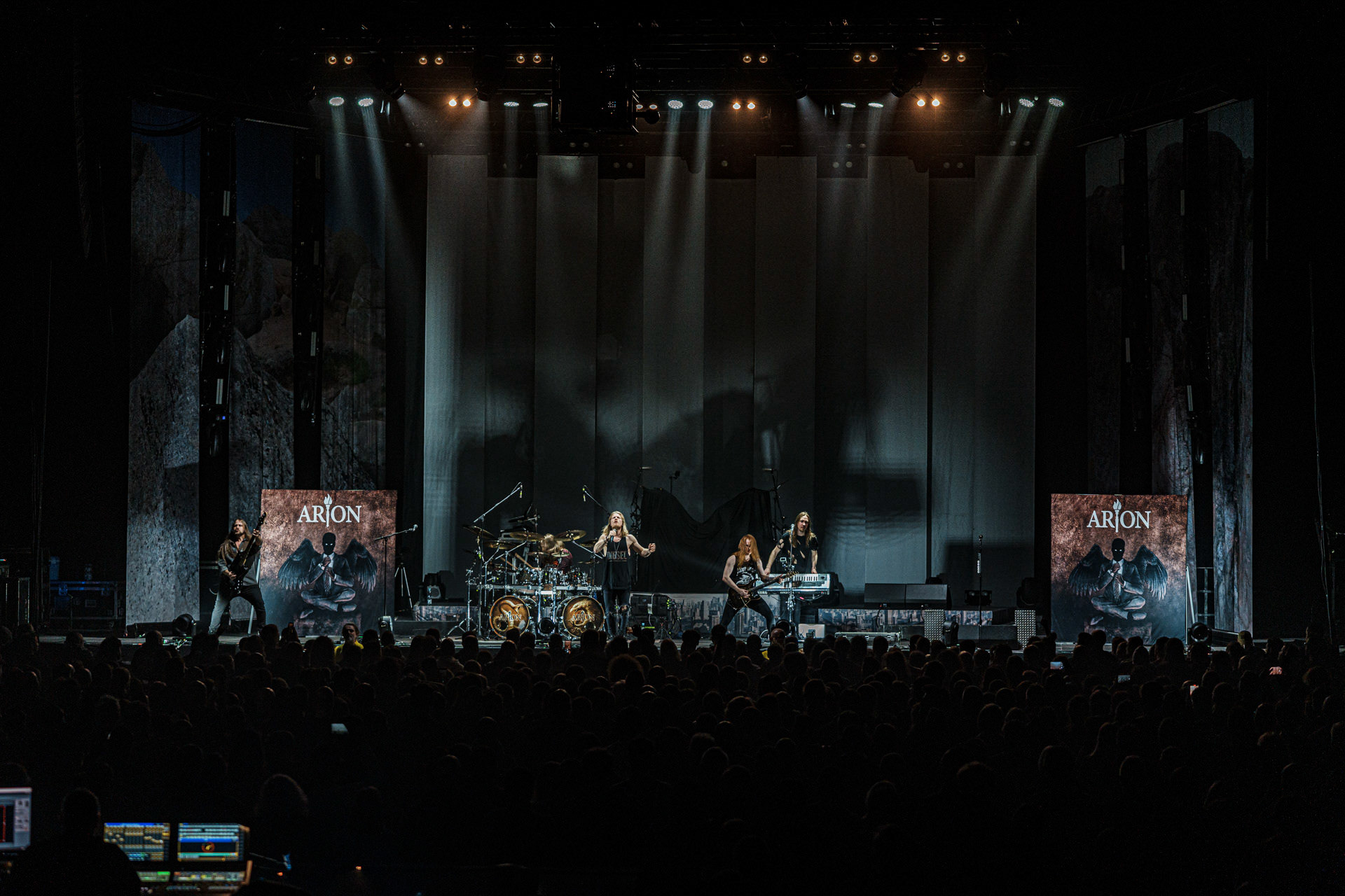 29.01.2023 - Arion  - warszawski koncert finskich metali przed Dream Theater, hala COS Torwar. Produkcja Winiary Bookings. Fot. Andrzej Wasilkiewicz/Reporter