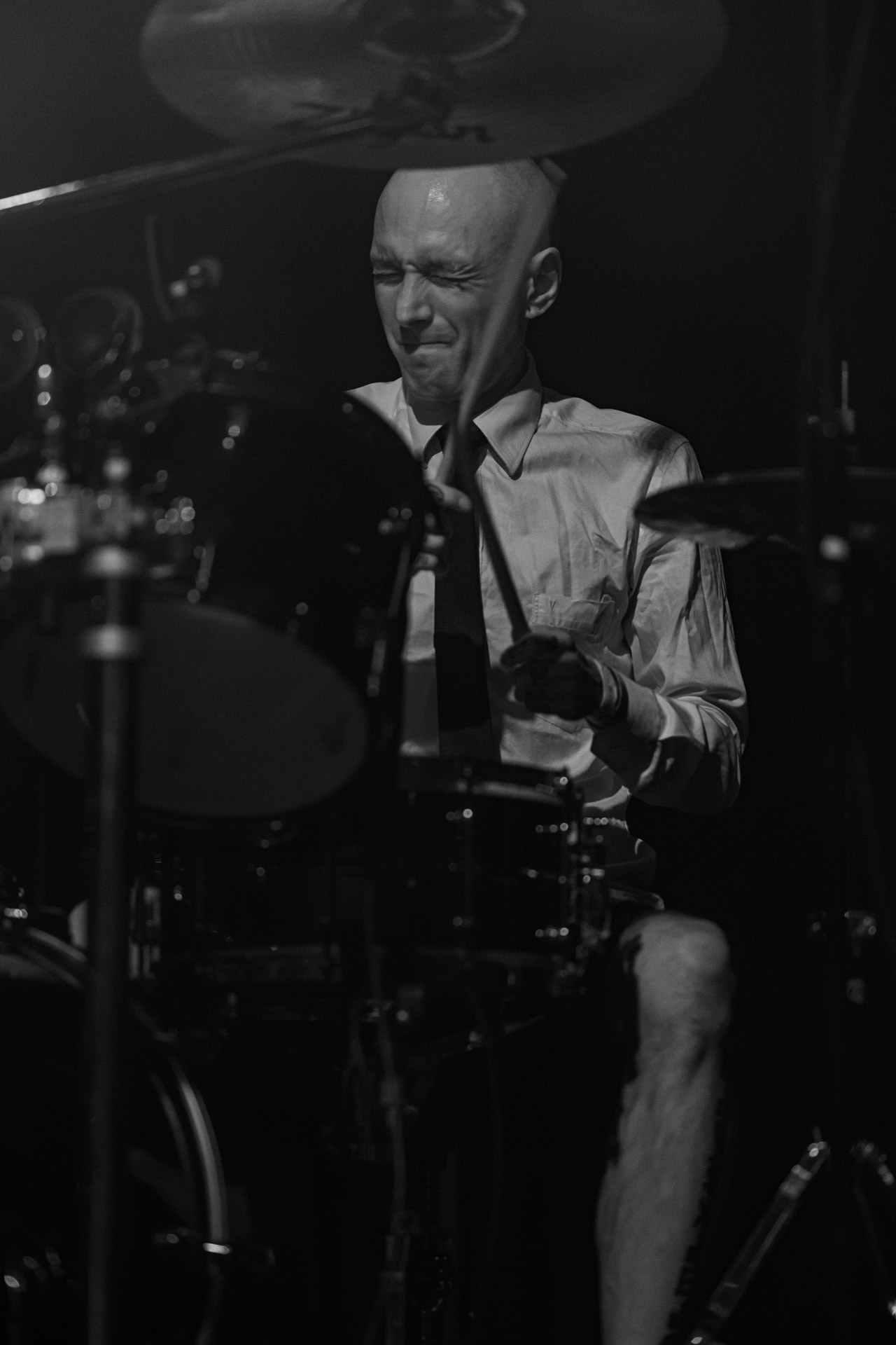 18.12.2021 Masturbator - Antysylwester Antyradia, 18 lat klubu Progresja,n/z Vithor/ growl-git, n/z Raefoth/bas, n/z Czaha/beki, n/z Mayhem/git,metal, blackmetal, thrashmetal, satanic old skull metal, fot. Andrzej Wasilkiewicz/Reporter