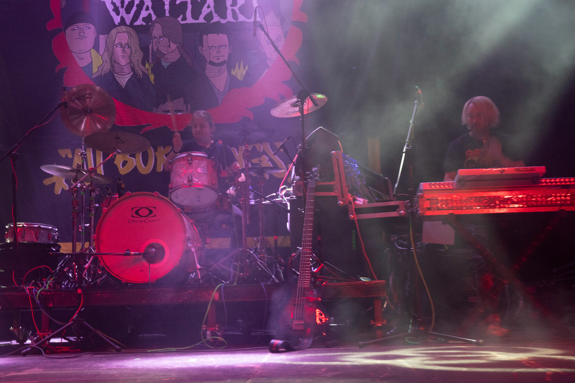 Waltari - Finlandia - Crossover Rock, punk, metal, chaos,
Kari "Kärtsy" Hatakka, 
Jariot Lehtinen, 
Sami Yli-Sirniö, 
Ville Vehviläinen, 
Jani Hölli, 
koncert w Warszawskiej Progresji w ramach trasy 25 lat All Boro Kings zespołu Dog Eat Dog.
fot. Andrzej Wasilkiewicz/Reporter