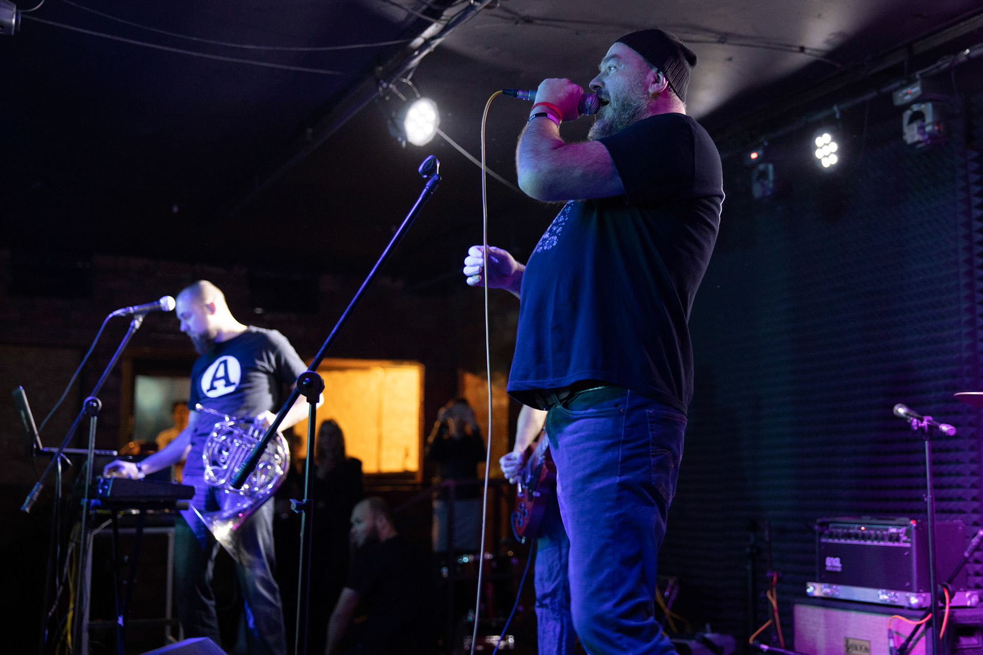 Armia - punk rock, hardcore,
Tomasz Budzyński - głos,
Stanisław Budzyński - gitara,
Jakub Bartoszewski - waltornia, instrumenty klawiszowe,
Amadeusz Kaźmierczak - perkusja,
Darek Budkiewicz - gitara basowa,
fot. Andrzej kaziq Wasilkiewicz