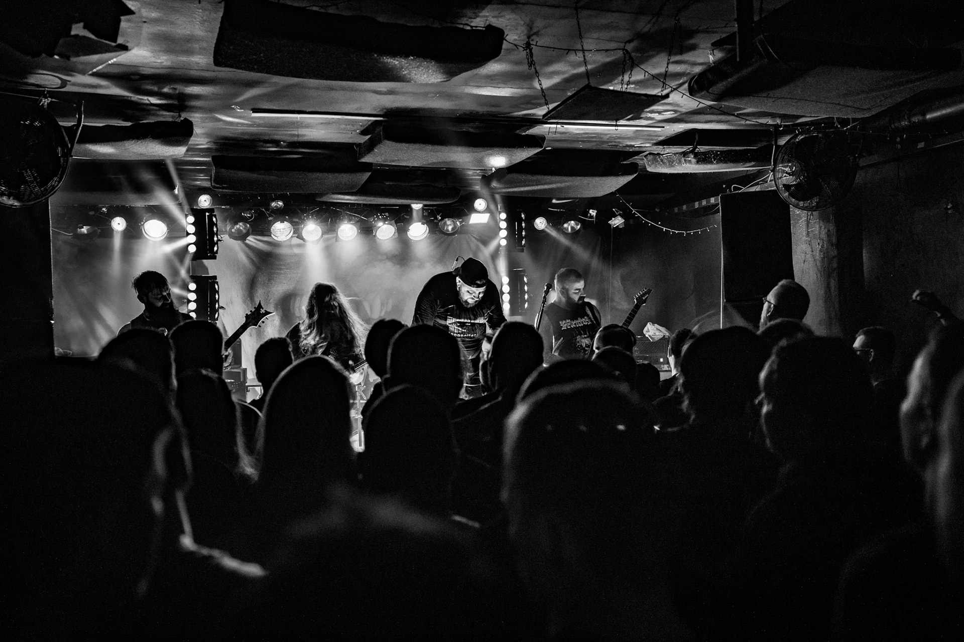 Frontside koncert w Warszawie, trasa Innowiercy Tour 2019
metal, hardcore, deathmetal,
Marcin Rdest wokal
Mariusz Dzwonek gitara 
Dariusz Kupis gitara 
Wojciech Nowak gitara basowa
Tomasz Ochab perkusja 
Knock Out Productions
fot. Andrzej Wasilkiewicz/REPORTER