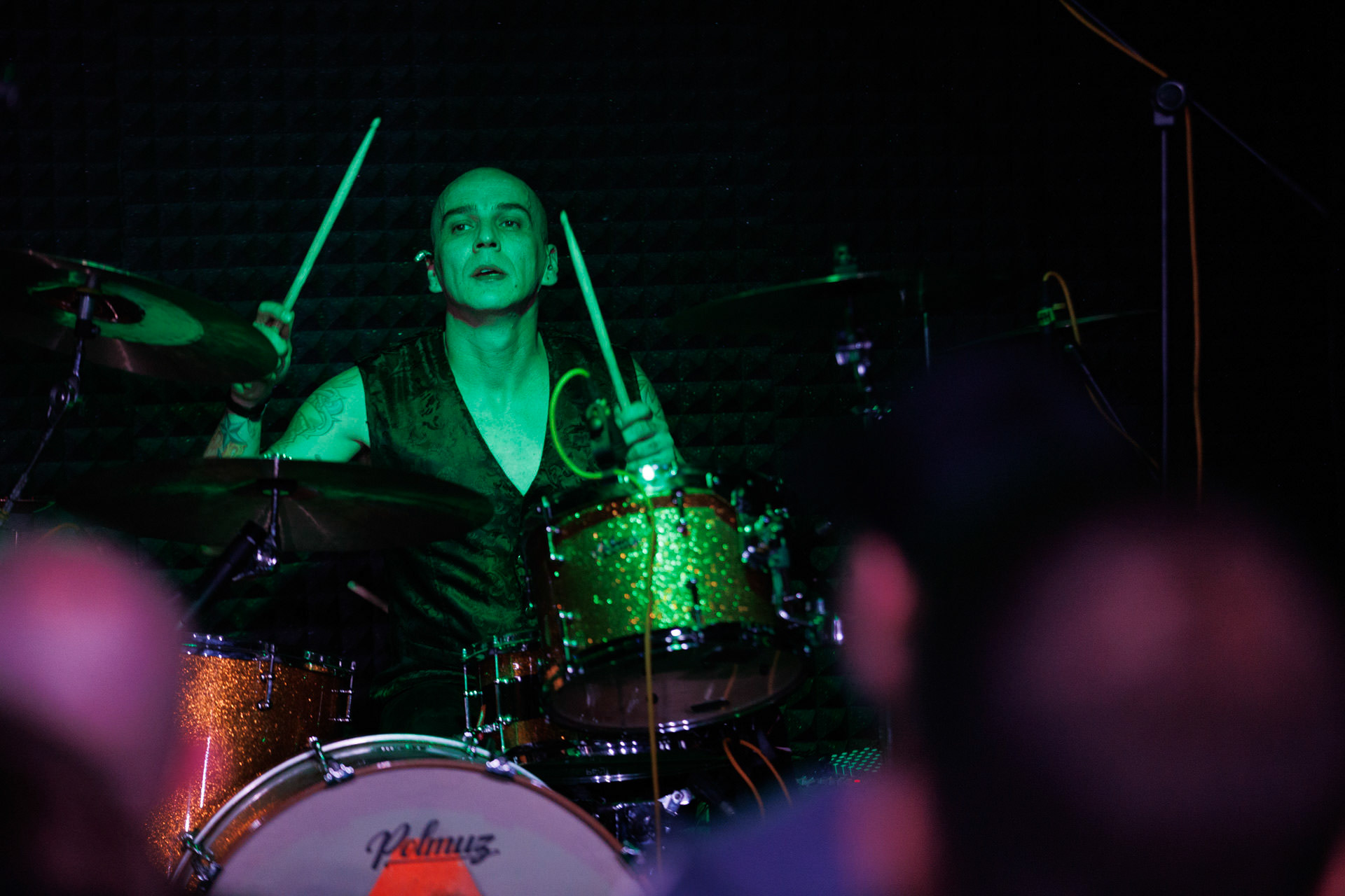 12.11.2021 Lipali - koncert Warszawa klub Remont.Najnowszy album „MOSTY, RZEKI, LUDZIE”.Lukasz Luk Jeleniewski - perkusja, Rock, rock progresywny, rock alternatywny, polski rock.fot. Andrzej kaziq Wasilkiewicz/Reporter