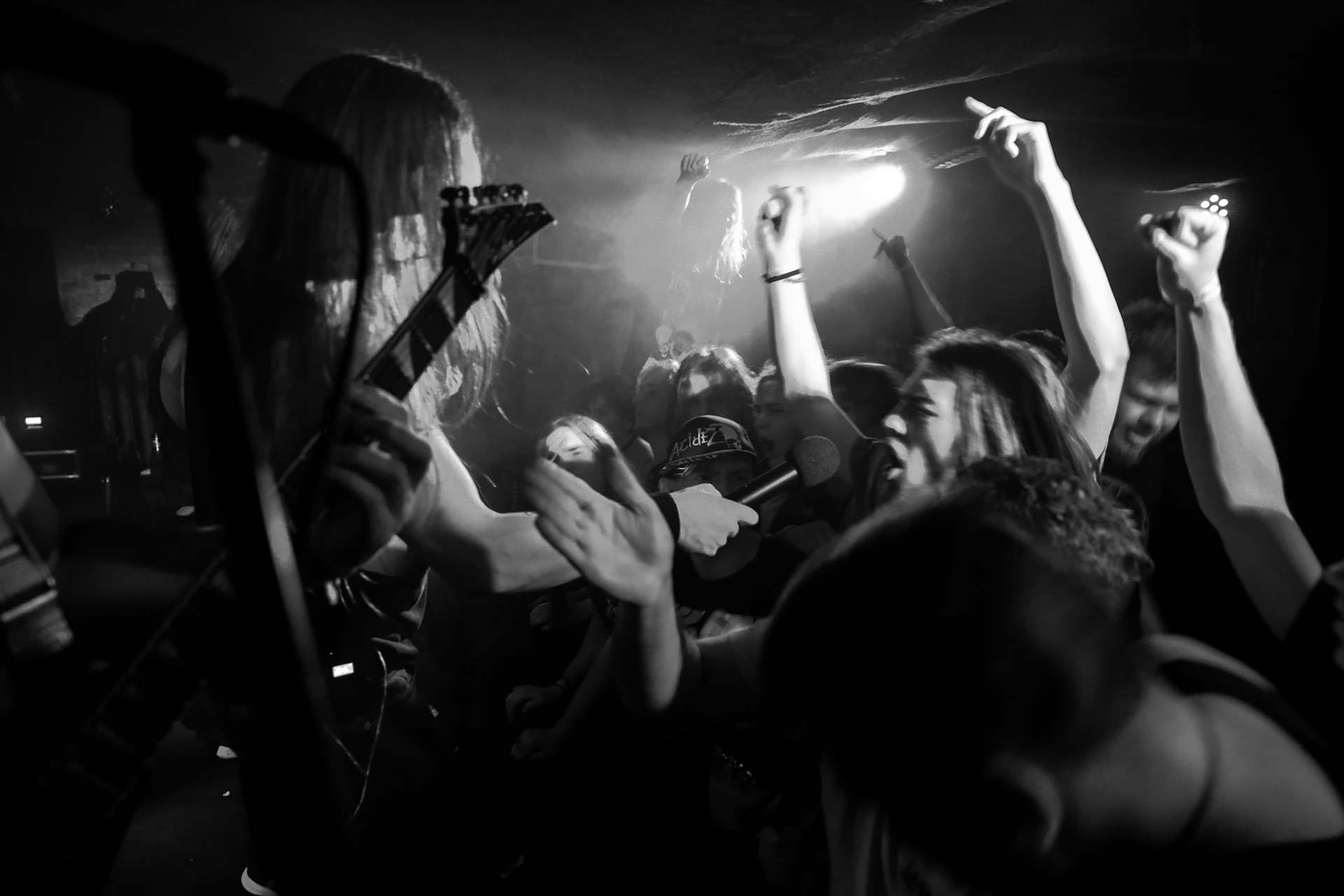 Tester Gier - Rybnik, Polska,
Crossover Thrash, Techniczny Punk Rock, hardcore,