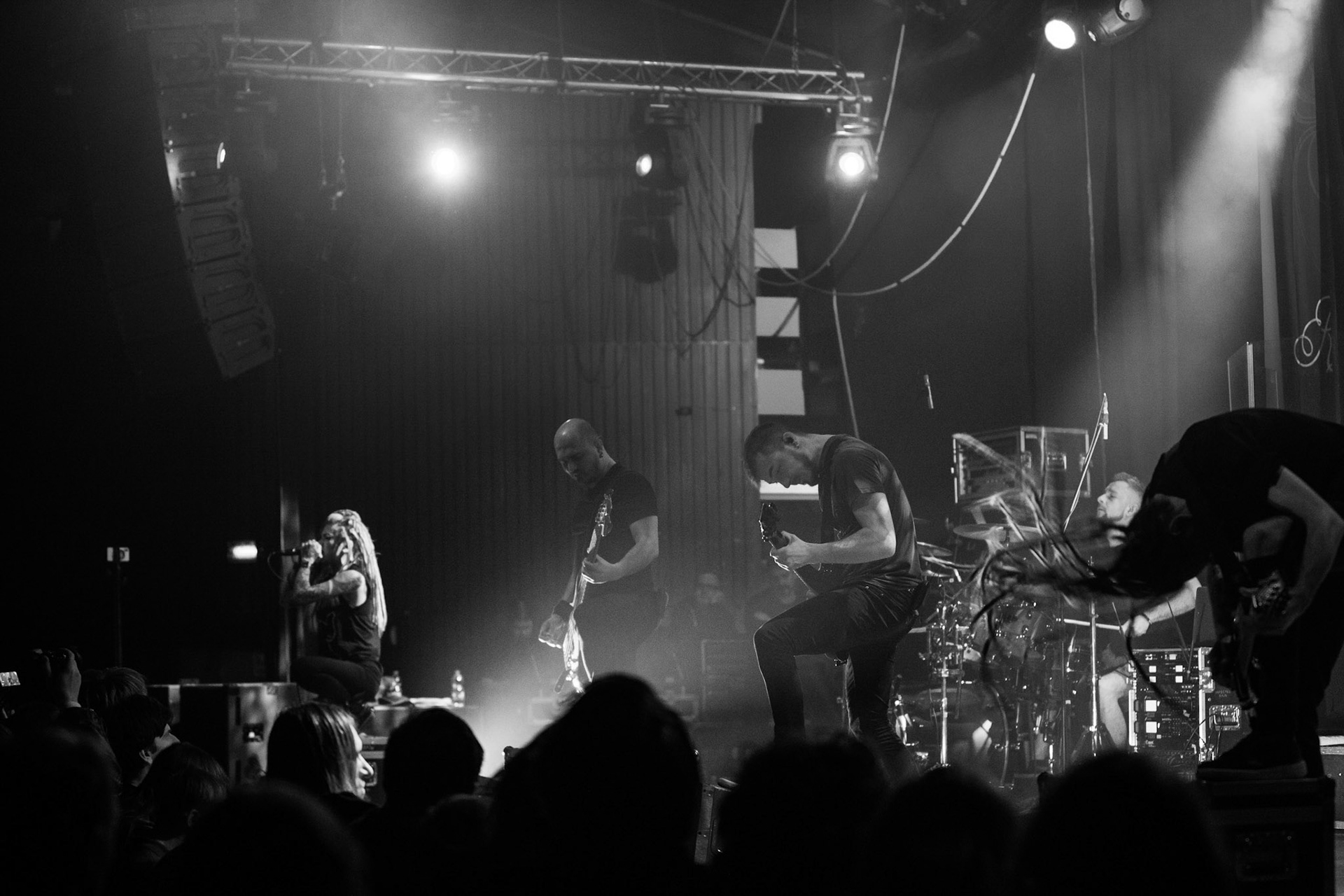 01.03.2019 Infected Rain- koncert warszawska Progresja, Infected Rain Moldovan nu metal, nu metalcore,
Vadim "Vidick" Ozhog - guitars, 
Vladimir Babici - bass, 
Serghei Babici - guitars, 
Eugen Voluta - drums,
Elena "Lena Scissorhands" Cataraga - vocals,