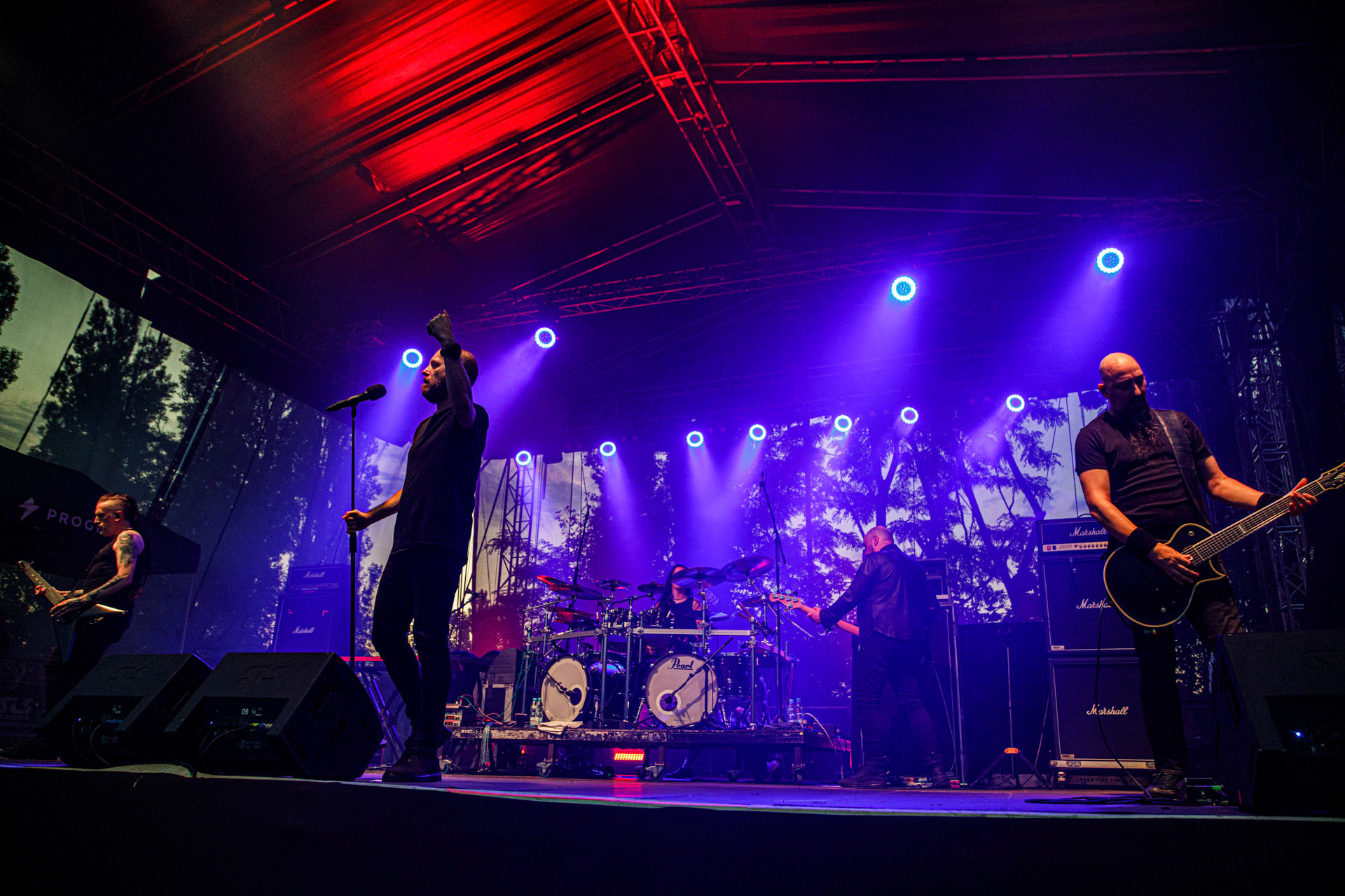 22.07.2022 Paradise Lost - warszawski koncert na letniej scenie klubu Progresja.Knock Out Production, Nuclear Blast, n/z Nick Holmes – wokal,n/z Gregor Mackintosh – gitara prowadząca,n/z Aaron Aedy – gitara rytmiczna,n/z Steve Edmondson – gitara basowa,n/z Waltteri Vayrynen – perkusja,Produkcja Knock Out Productions,Fot. Andrzej Wasilkiewicz/Reporter