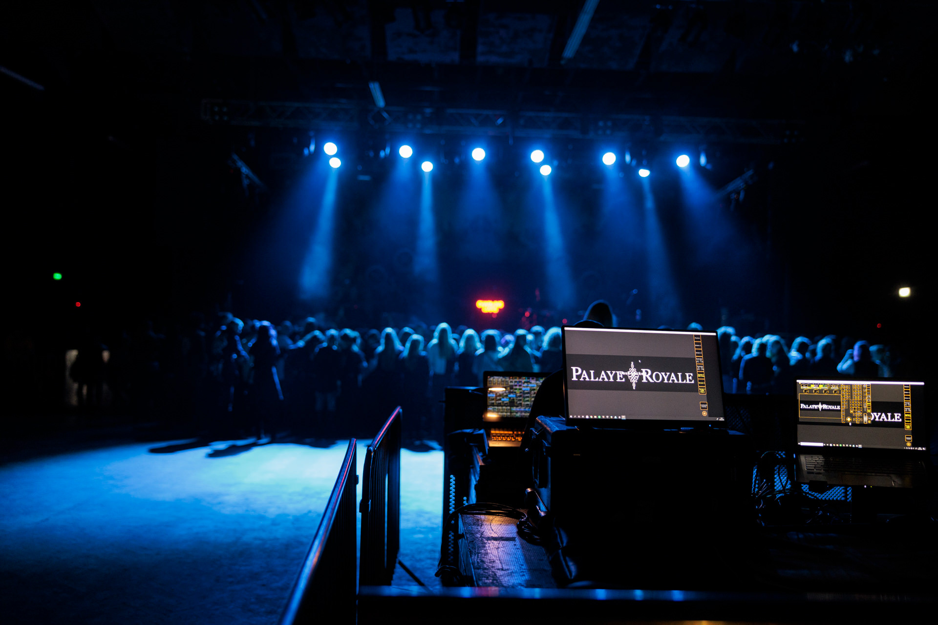 Palaye Royale - Warszawski koncert zespołu braci Kropp w Progresji. Art rock, rock and roll, glam rock, garage rock, indie rock, WiniaryBookings, fot. Andrzej Wasilkiewicz/Reporter