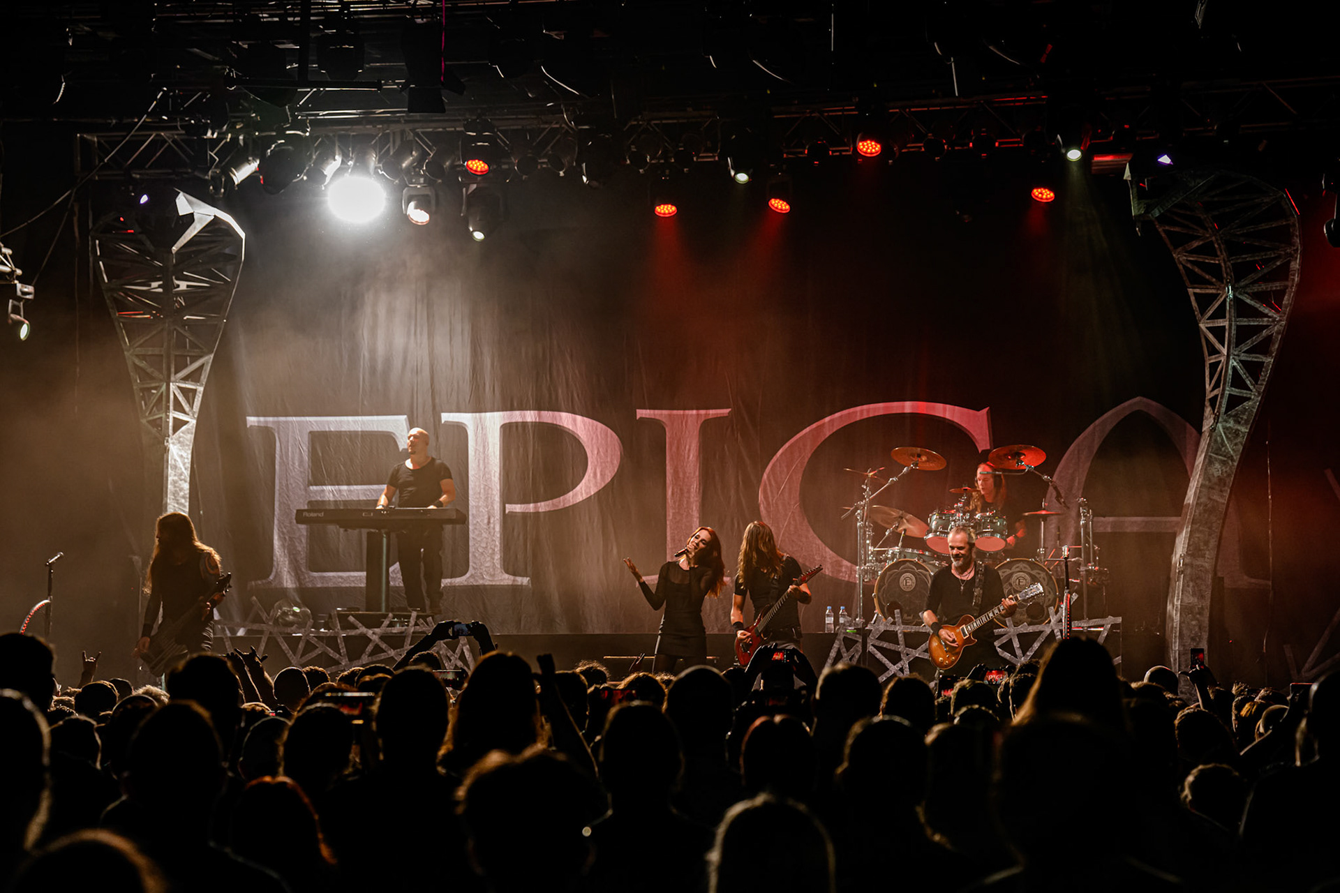 16.08 2024 Epica - Summer Folks. Warszawa Progresja, Knock Out Productions, fot. Andrzej Wasilkiewicz/kaziq.com