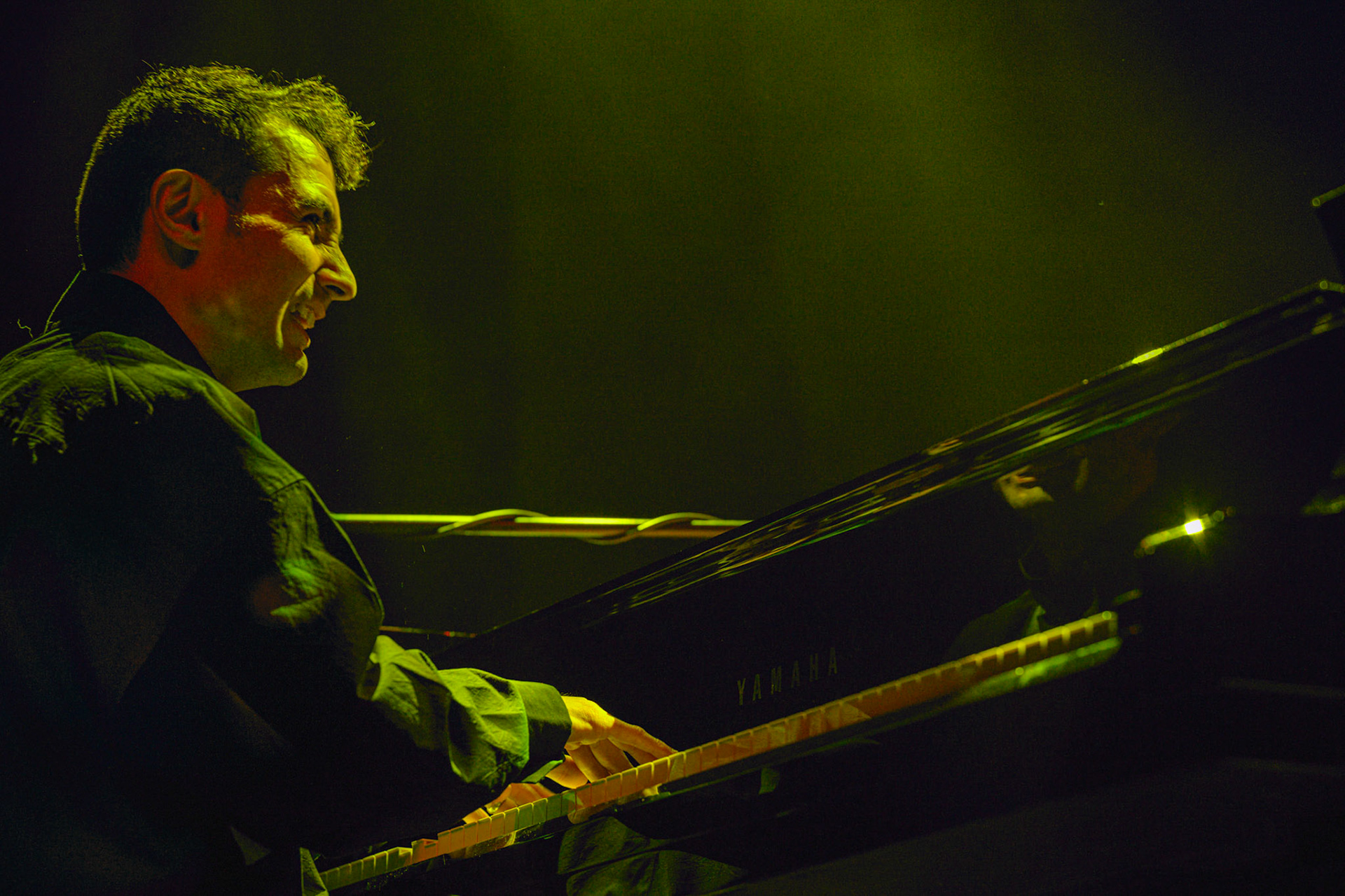 2023.11.07 Tigran Hamasyan Trio- jazz w warszawskim klubie Progresja! fot. Andrzej Wasilkiewicz/Reporter