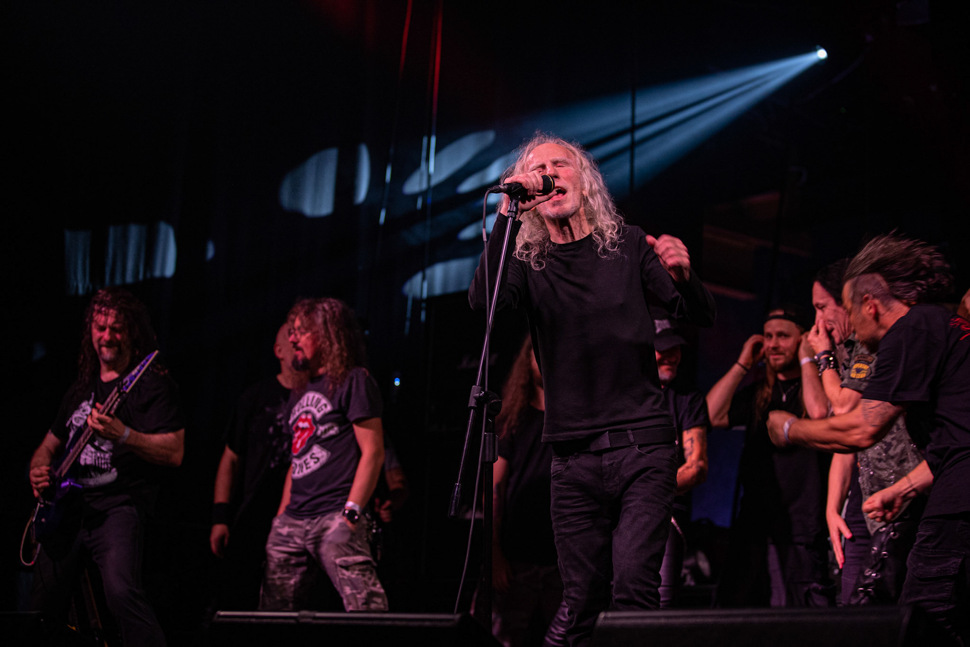 12.09.2021 - KAT i Roman Kostrzewski - koncert "Do zobaczenia w piekle" Wroclaw, Centrum Koncertowe A2.  Roman Kostrzewski – wokalJacek Nowak – perkusjaKrzysztof Pistelok – gitaraJacek Hiro – gitaraMichal Laksa – basGościnnie: Adam „Nergal” Darski (Behemoth)Piotr „Peter” Wiwczarek (Vader),Tomasz „Titus” Pukacki (Acid Drinkers)Adrian „Fred” Frelich (Dragon)Krzysztof „Fazi” Oset (ex-Kat)Piotr „Mancover” Mańkowski (Wolf Spider)Wacław „Vogg” Kiełtyka (Decapitated)Marek „Spider” Pająk (Vader)Jarek „Gronos” Gronowski (Dragon, ex-Kat)Paweł „Baitel” Pasek (Decapitated) Piotr Radecki (ex-Kat &amp; Roman Kostrzewski)fot. Andrzej kaziq Wasilkiewicz