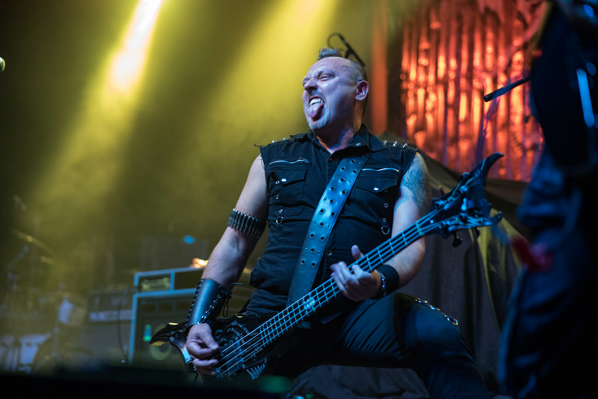 Legendy Metalu QUO VADIS - Thrash Metal - koncert Legendy Metalu w warszawskiej Progresji,
Tomasz "Skaya" Skuza - bass/vocal
Ian "Źdźbło" Bemolator- guitar
Mateusz "Matek" Lazar - guitar
Szymon "Sajmon" Synówka - drums
fot. Andrzej kaziq Wasilkiewicz