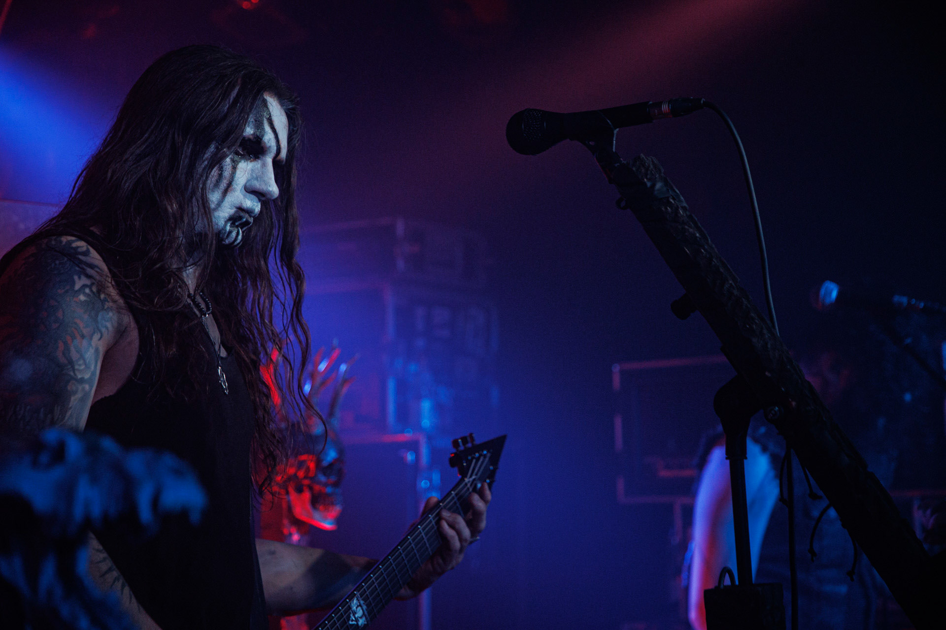 18.03.2022 HATE - INFERNALIS RESURGENTIS - Warszawski koncert zespolu HATE.Warszawski HATE, ktory promuje swoj najnowszy album zatytulowany 'Rugia' wydany 15-go pazdziernika nakladem Metal Blade Records, zapowiada przekrojowy set siegajacy korzeni zespolu. Black metal, death metal, polski metal.n/z Adam "ATF Sinner - Adam The First Sinner" Buszko - wokal gitara, fot. Andrzej Wasilkiewicz/Reporter