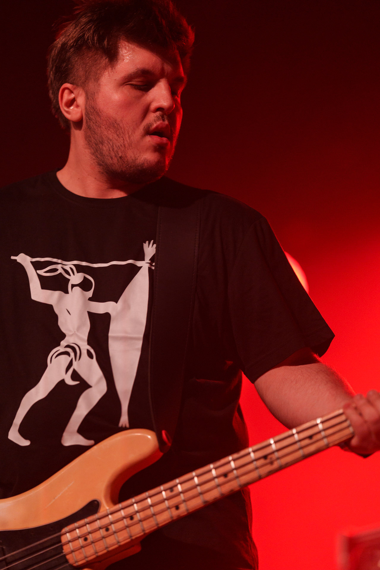 4.11.2022 TZN Xenna - warszawska grupa punkrockowa, wystapila przed KULTem w Warszawie, Klub Stodola,fot. Andrzej Wasilkiewicz/Reporter