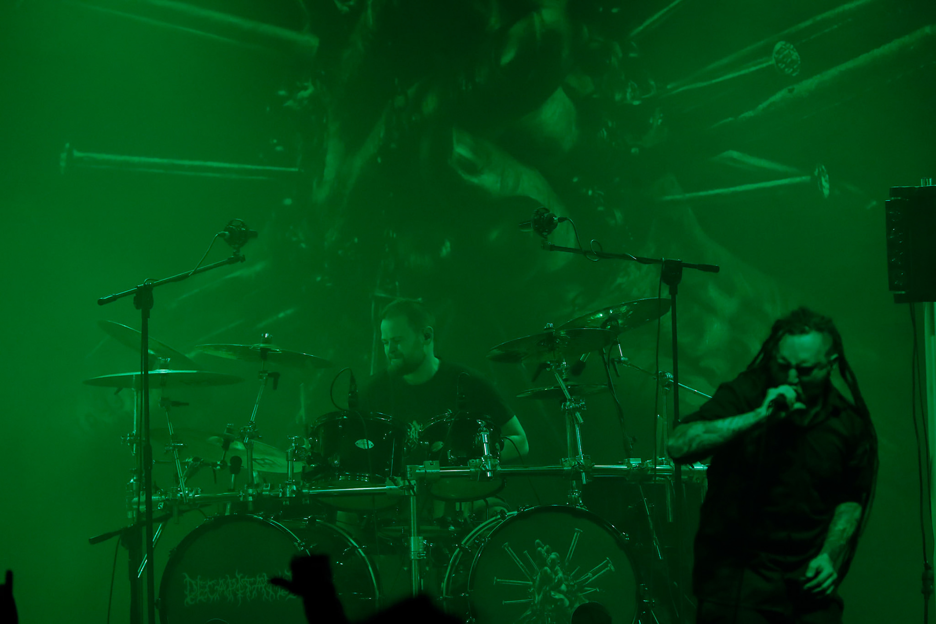 30.11.2018 Knock Out Tour 2018 - Warszawa Progresja - DECAPITATED - techniczny death metal, groove metal,

Wacław „Vogg” Kiełtyka gitara,
Rafał "Rasta" Piotrowski wokal, 
Michał "Młody" Łysejko perkusja,
Hubert Więcek gitara basowa, fot. Andrzej Wasilkiewicz/Reporter