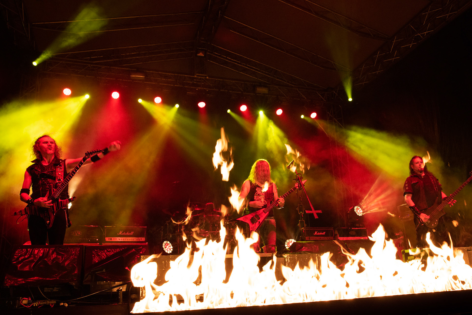 Vader - Death Metal - koncert w ramach Blitzkrieg MMXX warszawskia Progresja, Peter: Guitar + VocalsPajak: GuitarHal: BassJames: Drumsfot. Andrzej kaziq Wasilkiewicz/Reporter