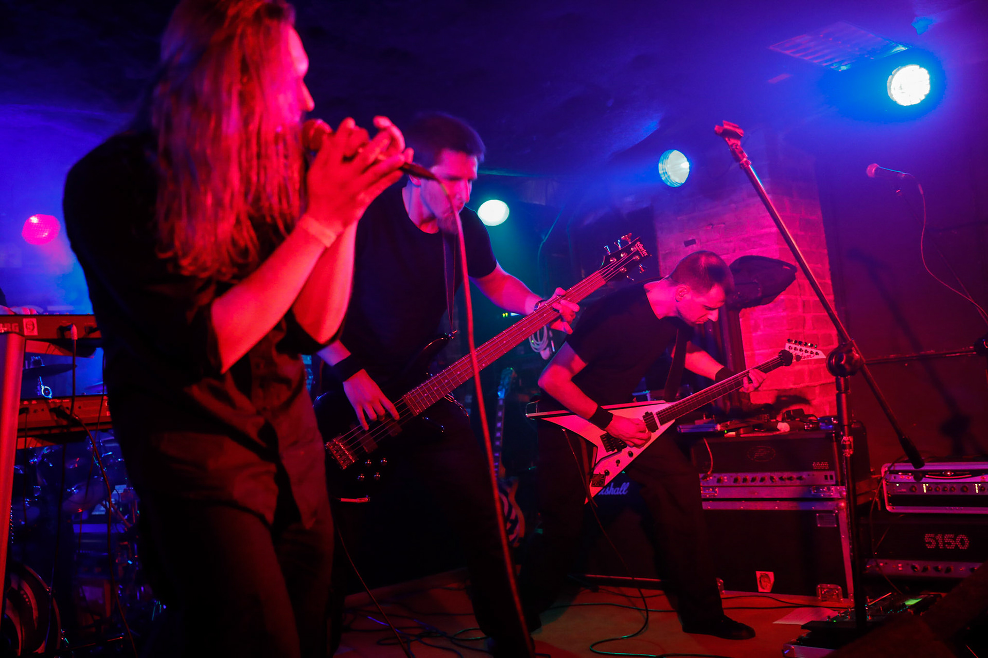 SICKNEST - Katowice - Sosnowiec, Polska, 
Metal, Progressive, Experimental,

Dawid Broniszewski - Drums,
Adam Banas - Guitars,
Pawel Cygan - Guitars,
Krzysztof Mazurek - Bass,
Artur Nowak - Keyboards,
MIchal Ewertowski - Vocals,