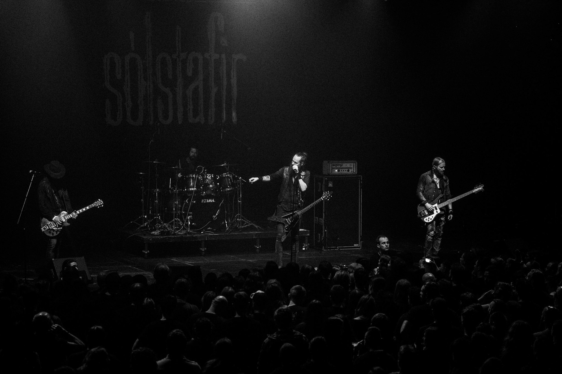 21.12.2019 Metalowa Wigilia 2019 w warszawskiej Progresji. Headliner wieczoru
koncert zespołu Sólstafir, islandzki postmetal.
Massive Music 
fot. Andrzej Wasilkiewicz/REPORTER