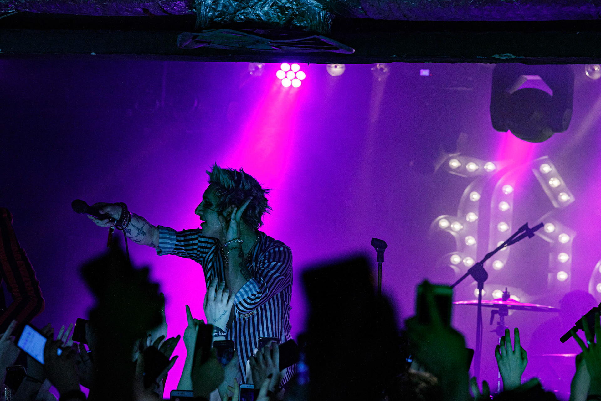 PALAYE ROYALE
The Bastards World Tour 2020: Europe.
Palaye Royal - Kanadyjski Fashion Art Rock Band,
nz. Remington Leith – Vocals,
nz. Sebastian Danzig – Guitar/Organ,
nz. Emerson Barrett - Drums,
Koncert w warszawskiej Proximie 10.03.2020
Sumerian Records, WiniaryBookings,
fot. Andrzej Wasilkiewicz/kaziq.com