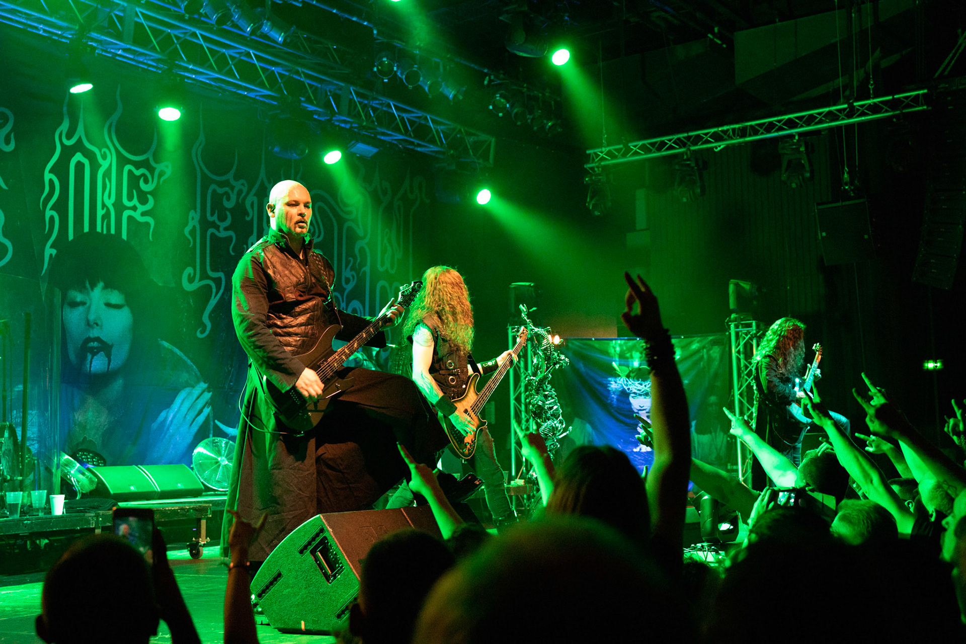 CRADLE OF FILTH - UK. black metal, metal symfoniczny, metal gotycki,
Dani Filth - Vocals,
Martin Skaroupka - Drums, Keyboards and Orchestrations,
Daniel Firth - Bass,
Richard Shaw - Guitar,  
Ashok - Guitar,  
Lindsay Schoolcraft - Narrative vocals,
Nuclear Blast Records
Knockoutprod
fot. Andrzej kaziq Wasilkiewicz/Reporter