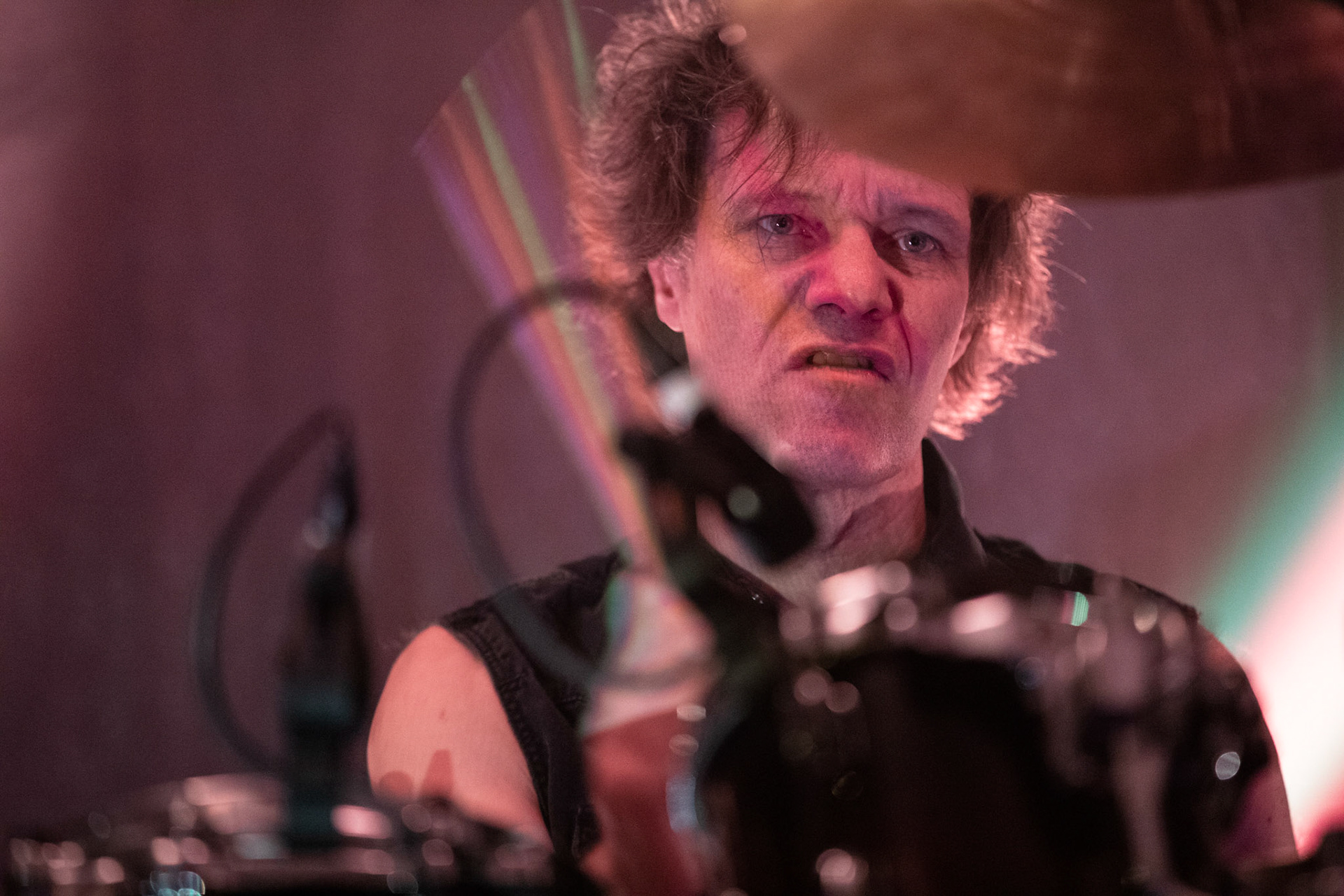 2.04.2019 THE YOUNG GODS (Szwajcaria) industrial, alternatywny rock, noise, ambient
Franz Treichler / Franz Muse, vocals, sampler, computer, guitars.
Cesare Pizzi sampler, computer.
Bernard Trontin drums, electronics.
Klub Kwadrat,
Knock Out Productions.