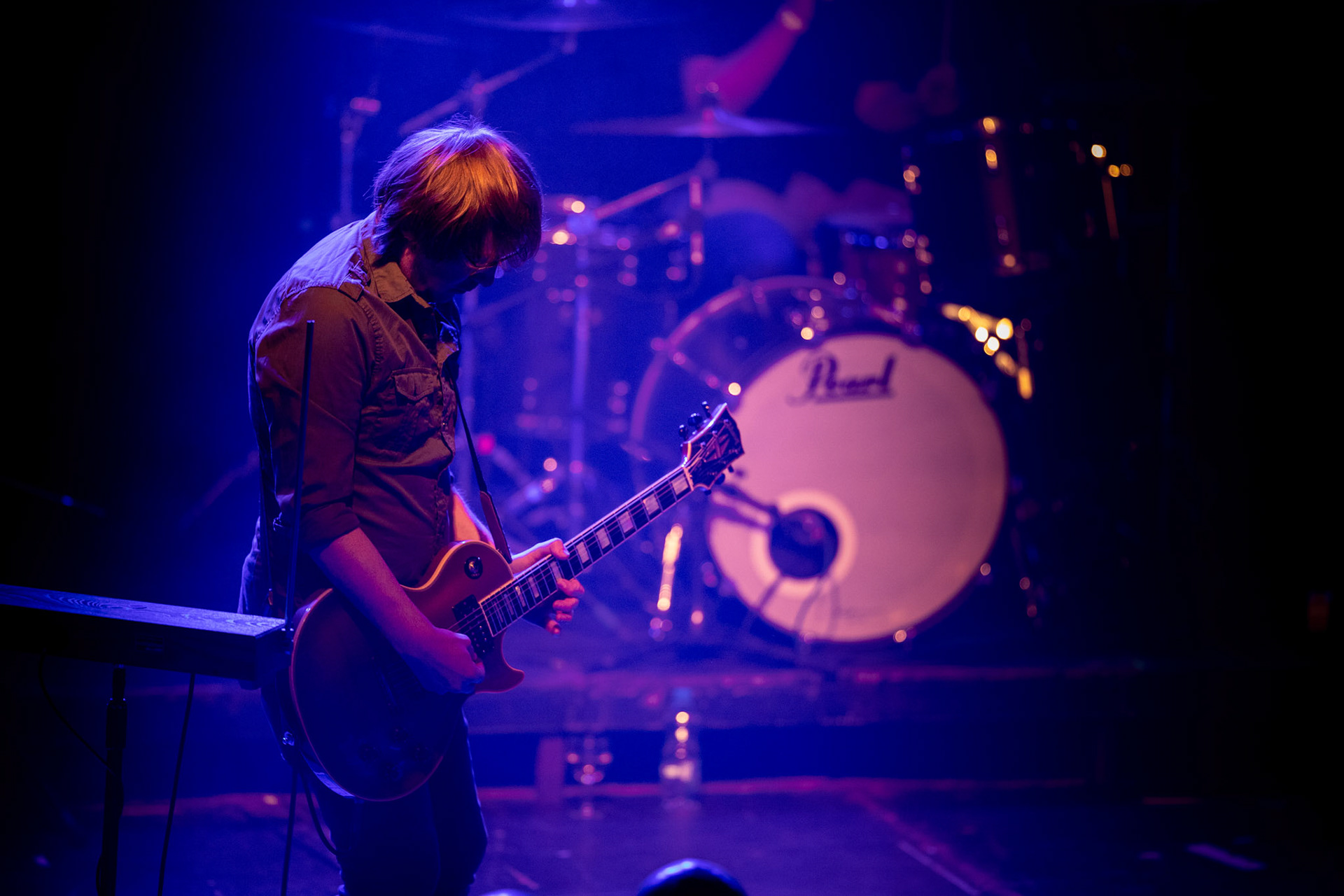 The Gathering: holenderska grupa rockowa, trasa The Gathering_30th Anniversary od doom-metalowego brzmienia z lat 90 po melodyjne i klimatyczne rejony rocka, trip-rock, post-rock, metalu, czy shoegaze. Koncert Warszawa Progresja, HQ44

The Gathering w składzie:
Silje Wergeland – wokal
Rene Rutten – gitara
Hans Rutten – perkusja
Frank Boeijen – klawisze
Hugo Prinsen Geerligs – bass
fot. Andrzej kaziq Wasilkiewicz/Reporter