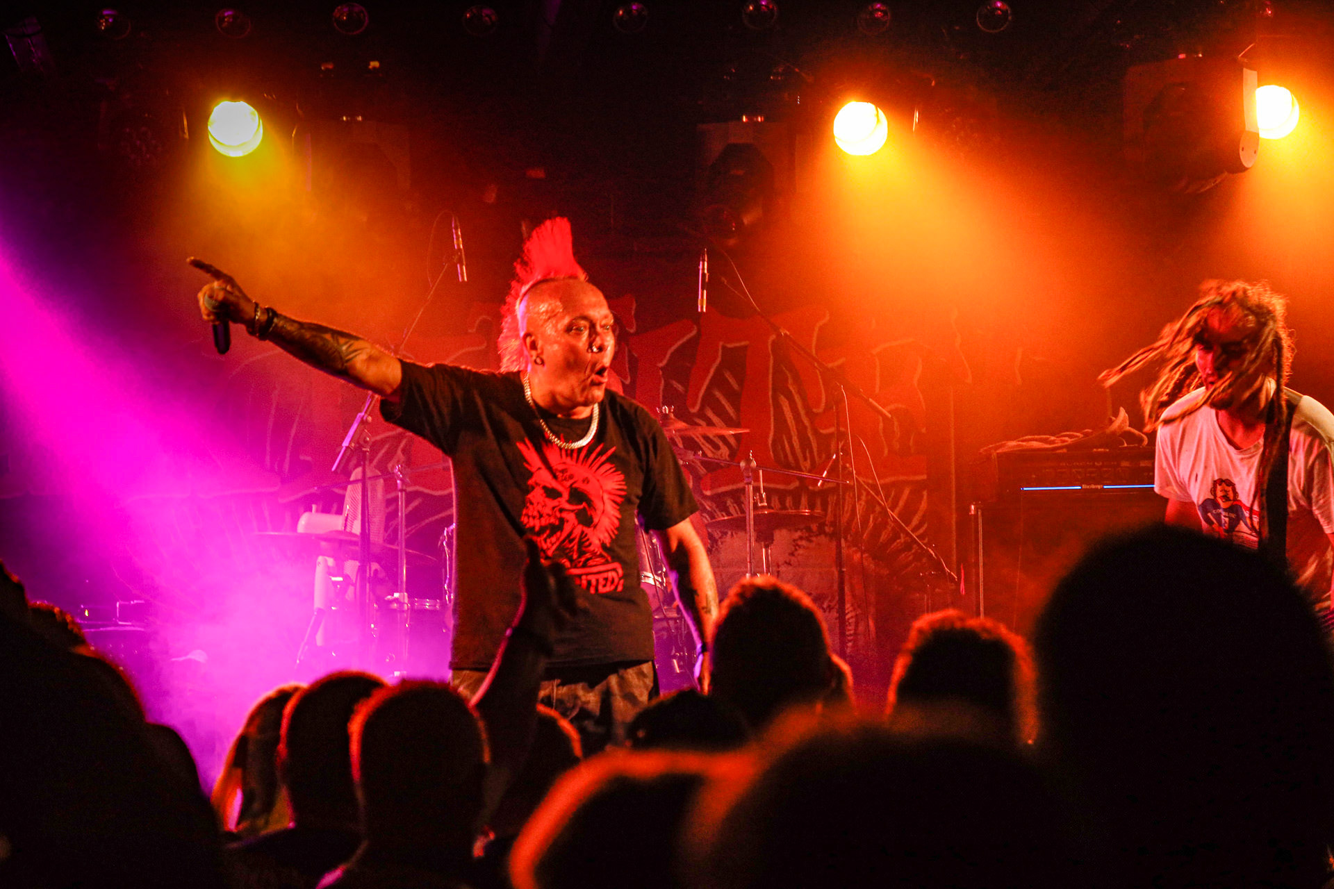 25.08.2022 The Exploited - legenda drugiej fali punk rocka na koncercie w warszawskiej Proximie.Weterani punk rock, hardcore punk, crossover thrash z Edynburga w składzie:Wattie Buchan – wokal, Irish Rob – bas,Willie Buchan – perkusja,Robbie Steedo Davidson - gitara,Produkcja: Noise Annoys Booking Agency and Records, Boredom Booking. fot. Andrzej Wasilkiewicz/Reporter