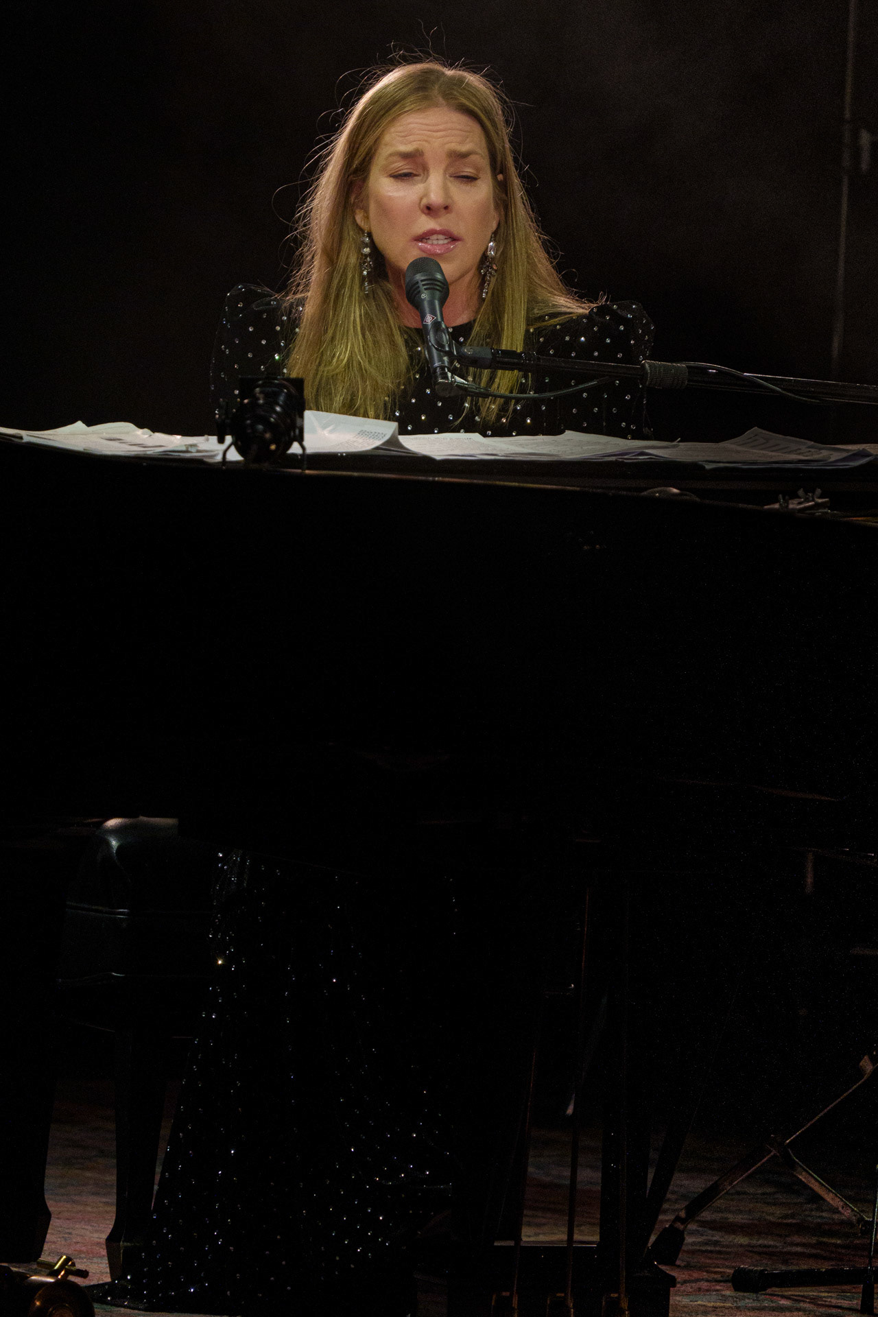 9.05.2023 Kanadyjska ikona jazzu Diana Krall, warszawski koncert na Torwarze. Produkcja Knock Out Productions.fot. Andrzej Wasilkiewicz/kaziq.com