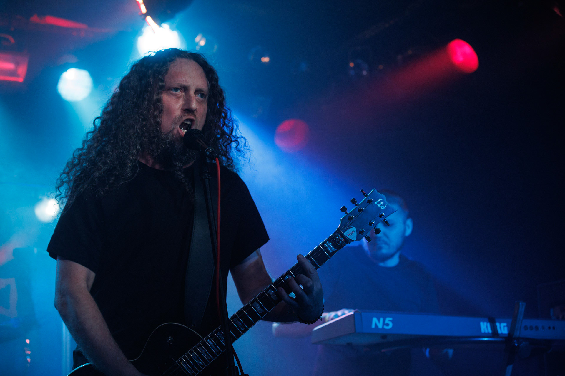 Painthing - death, doom metal.Koncert Czwarta Fala MMXXII klub VooDoo Warszawa.n/z Kuba Grobelny – guitar, vocal, n/z Bartłomiej Kaczor – guitar, n/z Darek Ojdana – keys, n/z Jan Rajkow-Krzywicki – bass,n/z Tomasz Śwital – drums,Fot. Andrzej Wasilkiewicz/kaziq.com