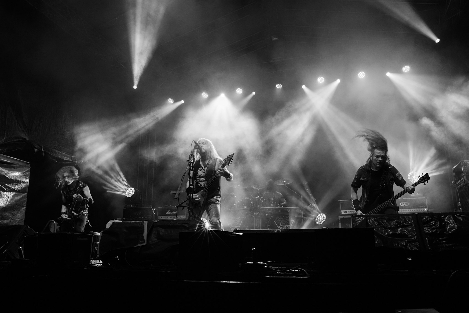 Vader - Death Metal - koncert w ramach Blitzkrieg MMXX warszawskia Progresja, Peter: Guitar + VocalsPajak: GuitarHal: BassJames: Drumsfot. Andrzej kaziq Wasilkiewicz/Reporter