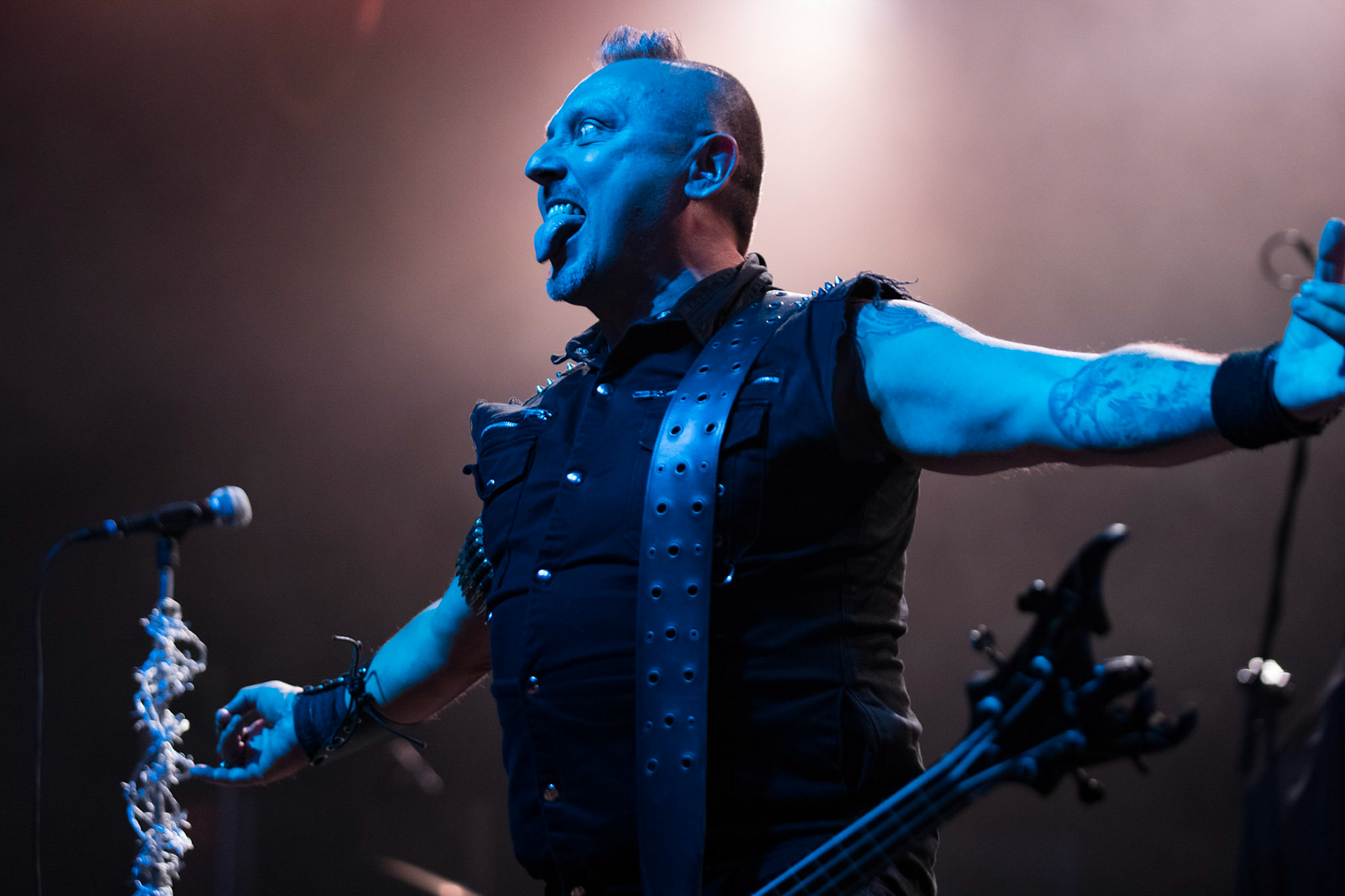 Legendy Metalu QUO VADIS - Thrash Metal - koncert Legendy Metalu w warszawskiej Progresji,
Tomasz "Skaya" Skuza - bass/vocal
Ian "Źdźbło" Bemolator- guitar
Mateusz "Matek" Lazar - guitar
Szymon "Sajmon" Synówka - drums
fot. Andrzej kaziq Wasilkiewicz